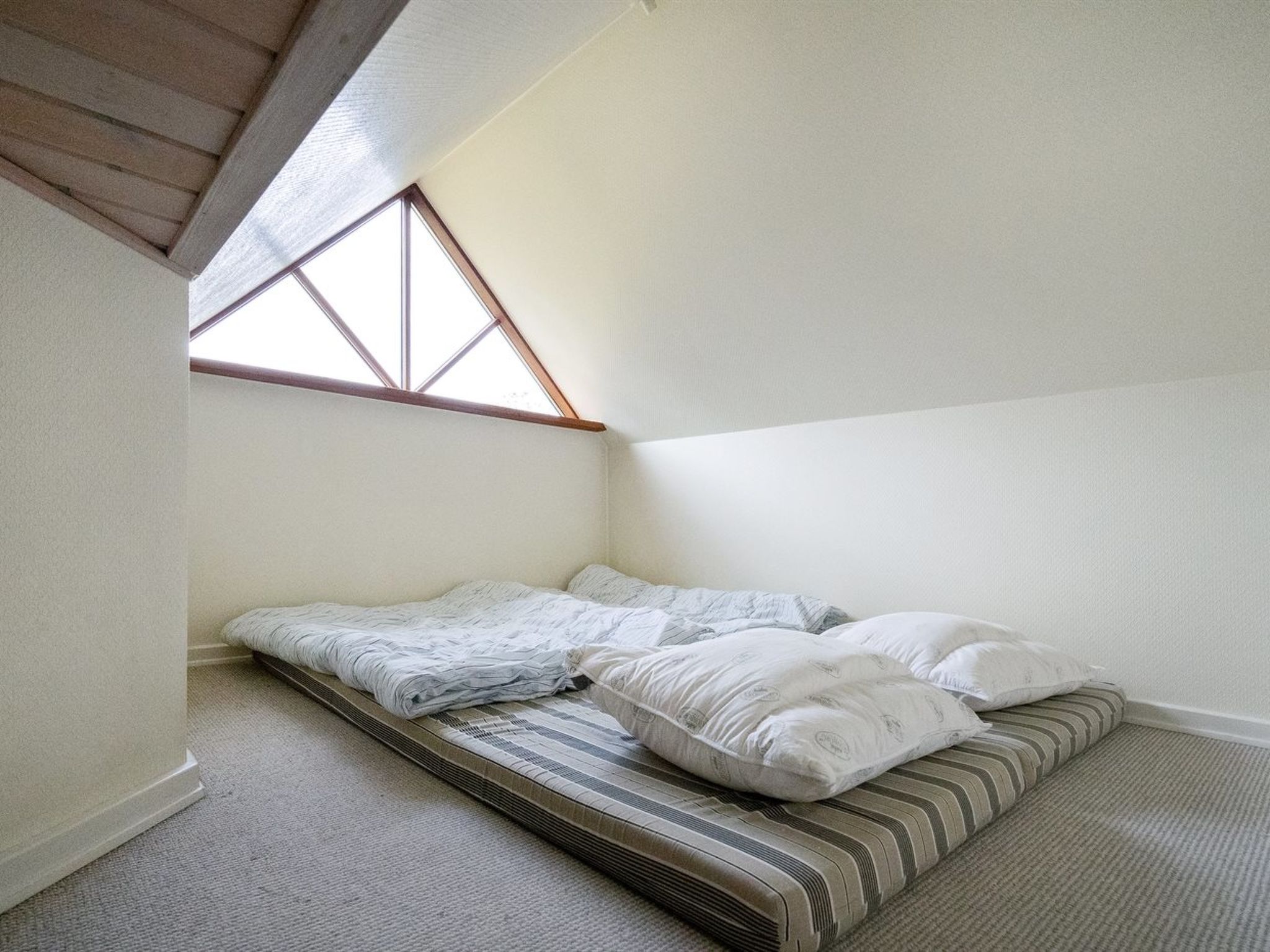 "Amundi" - 3.8km from the sea-Binnen