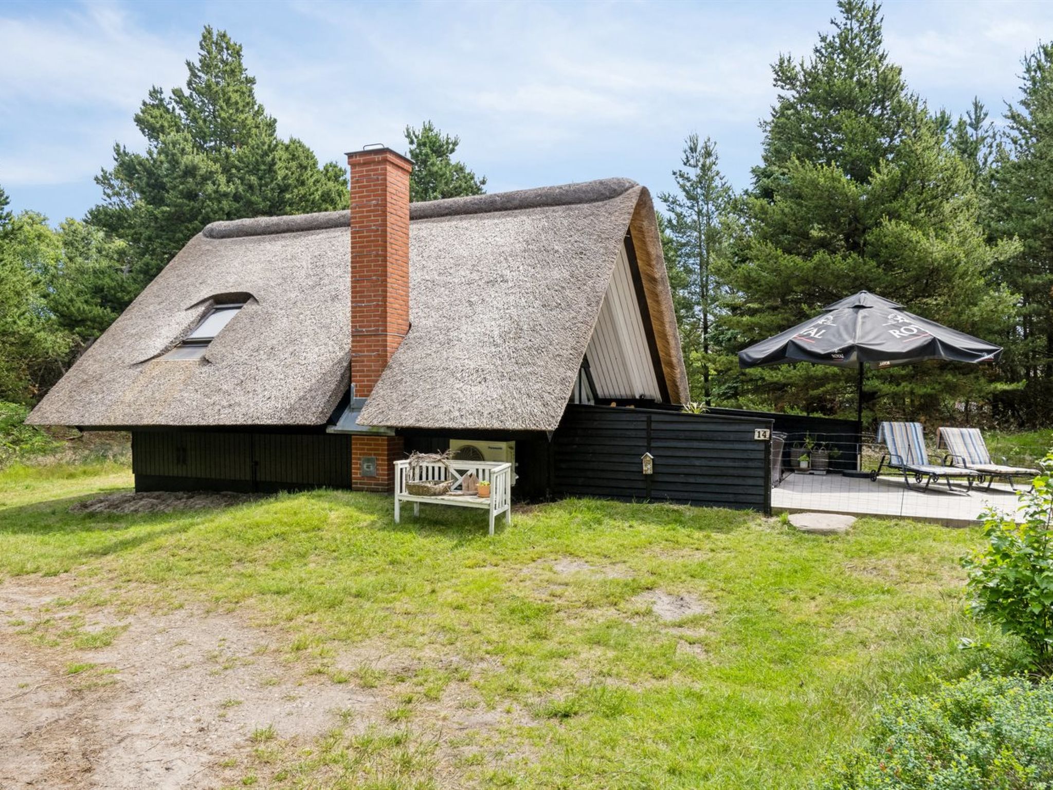"Magga" - 3.2km from the sea - Buiten