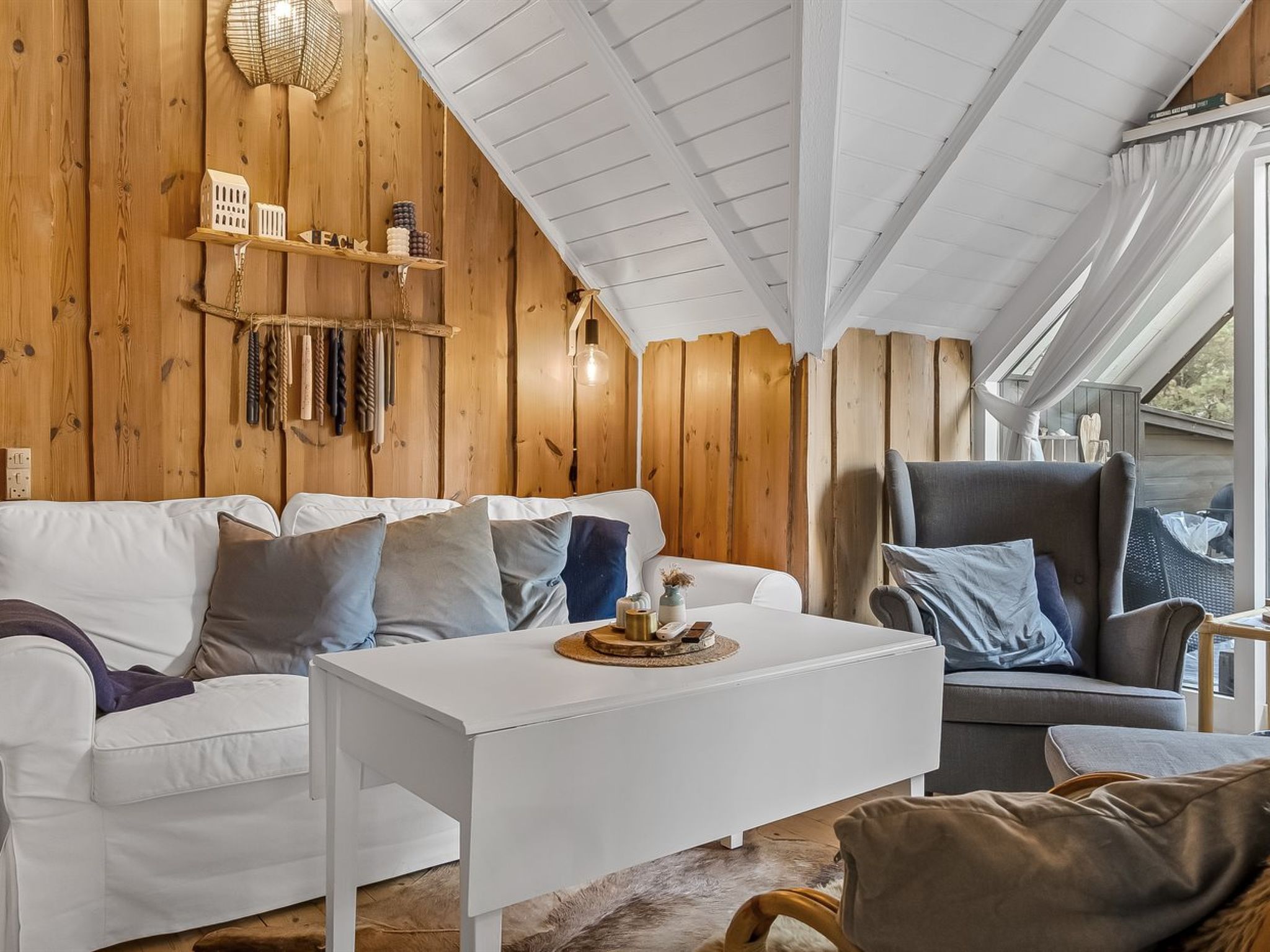 "Magga" - 3.2km from the sea - Binnen