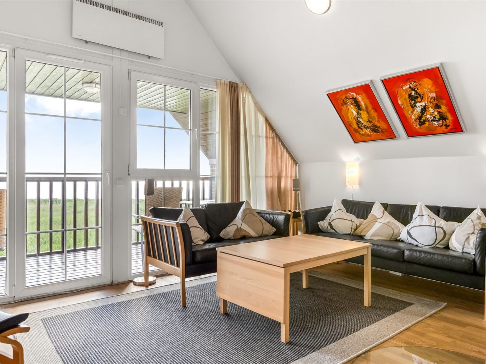 "Henrietta" - 3.5km from the sea - Binnen
