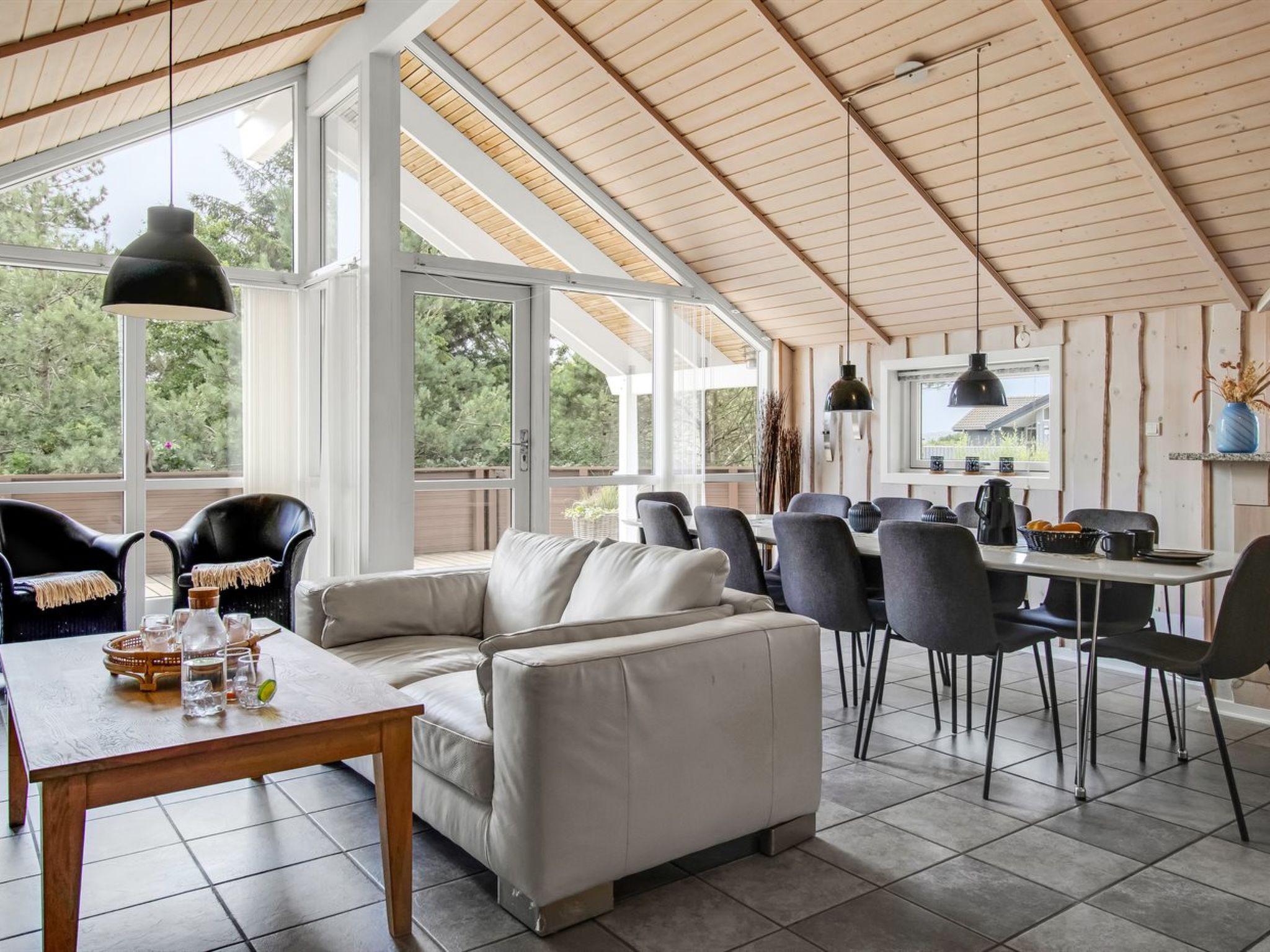 "Svenny" - 800m from the sea - Drinnen