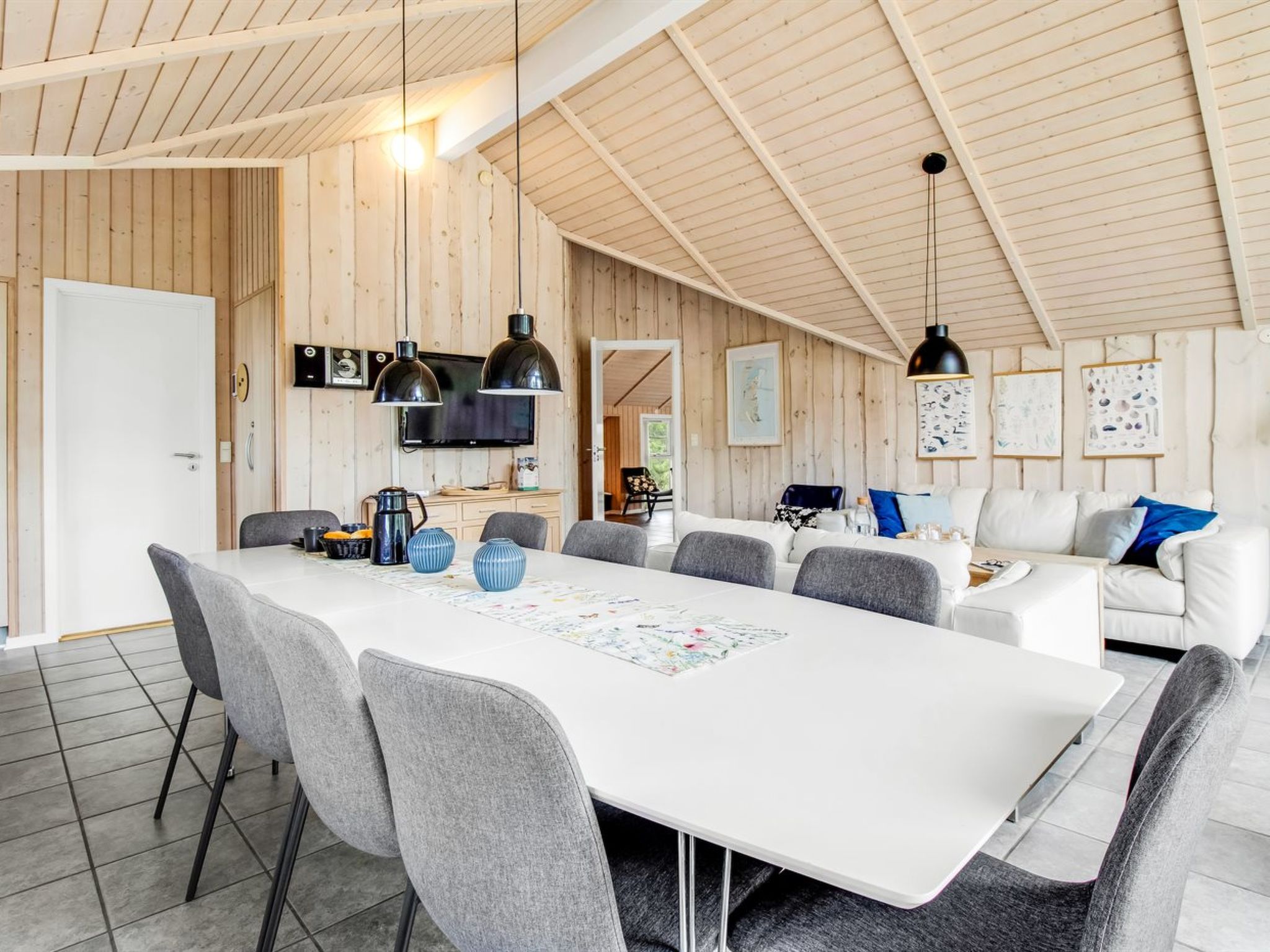 "Svenny" - 800m from the sea - Drinnen