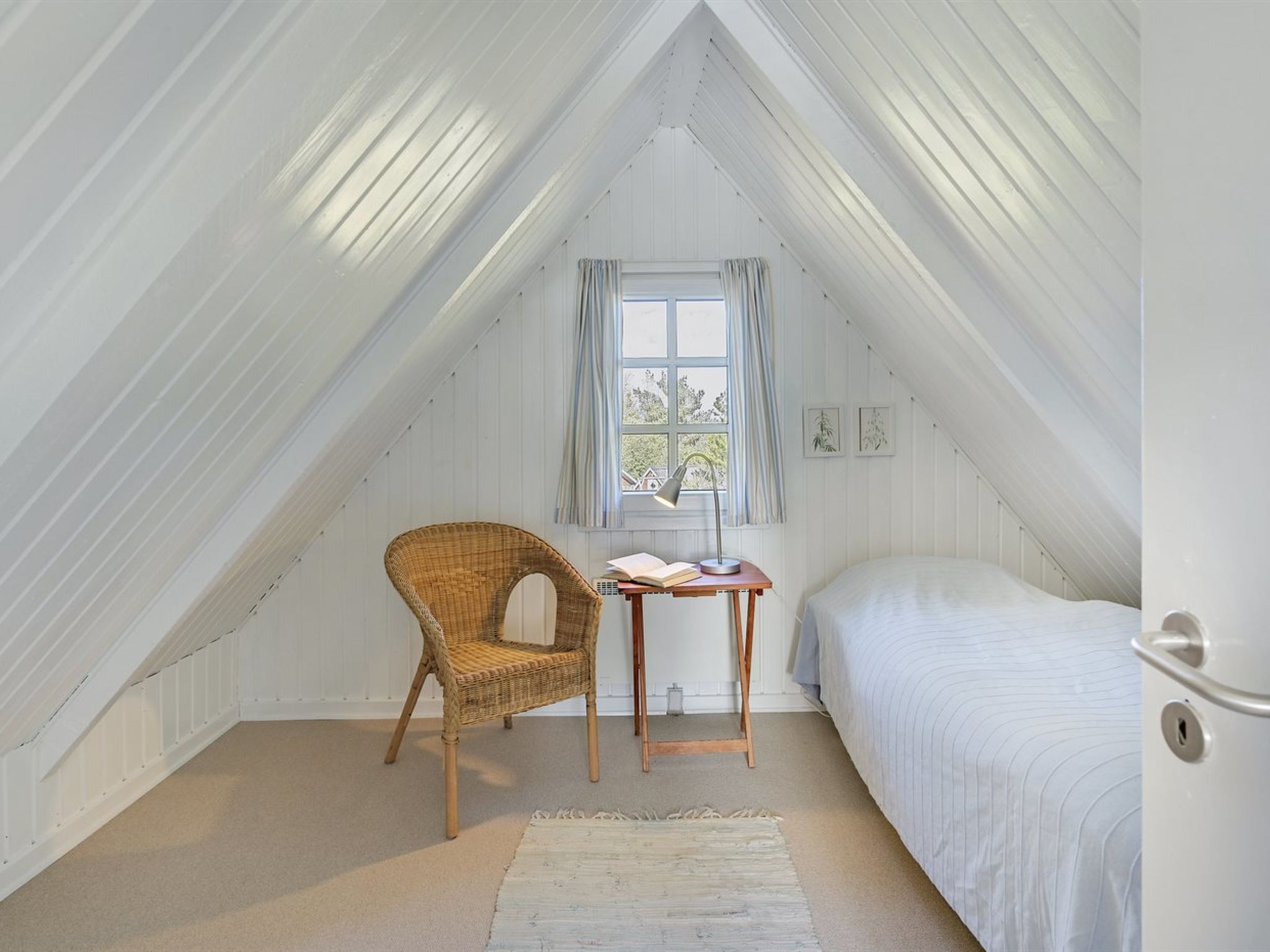 "Trana" - 2km from the sea - Binnen
