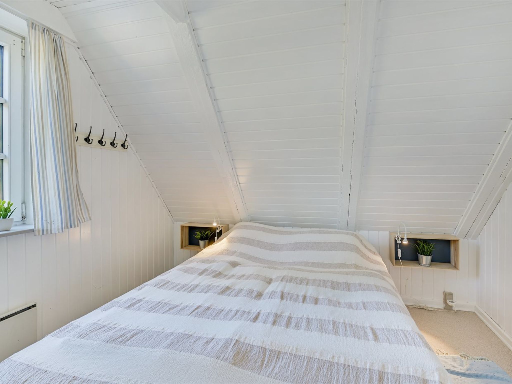 "Trana" - 2km from the sea - Binnen