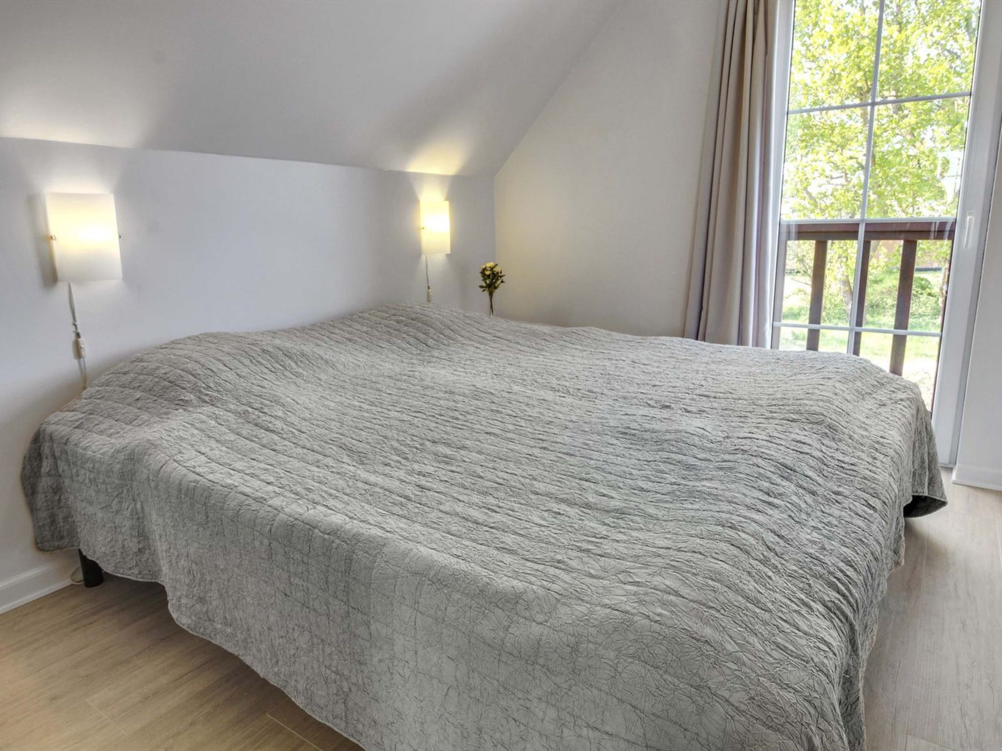 "Eda" - 3.5km from the sea - Binnen