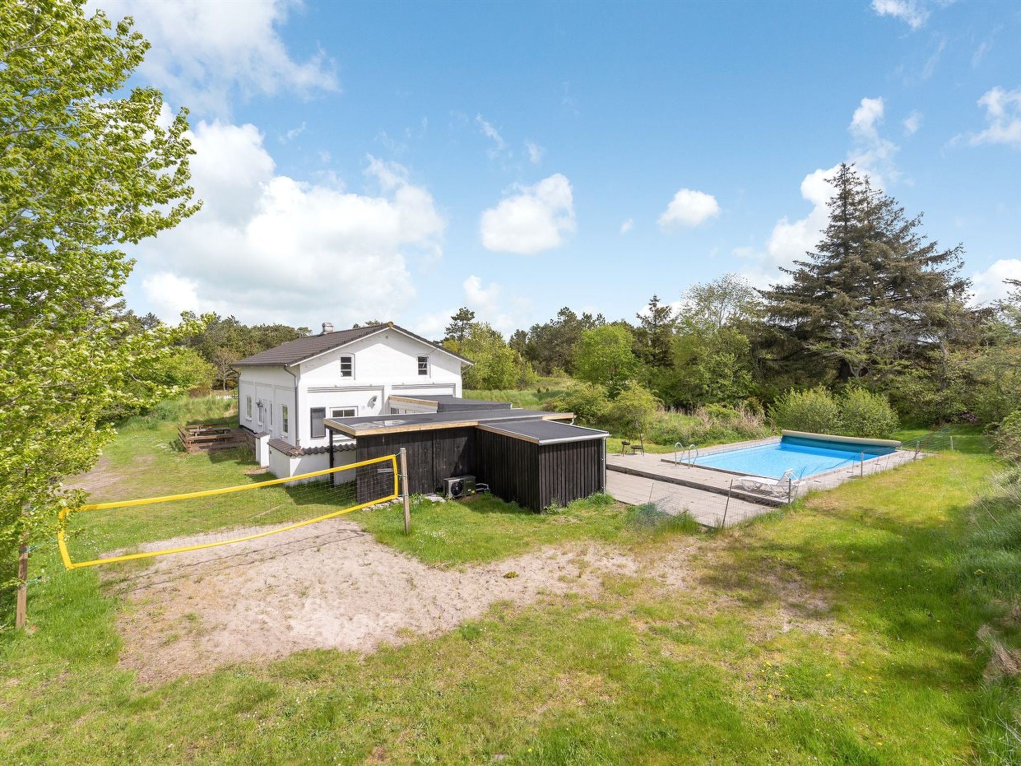 "Rea" - 5km from the sea-Outside