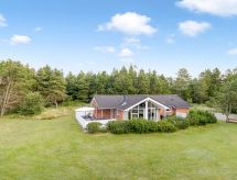 Ruime vakantiewoning met sauna op 1,8 km van de zee op Rømø - thumbnail 1