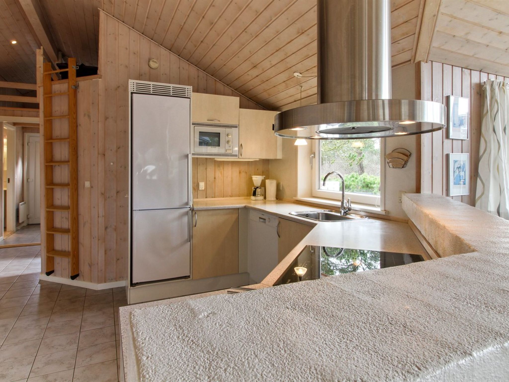 "Taisto" - 1.8km from the sea - Drinnen