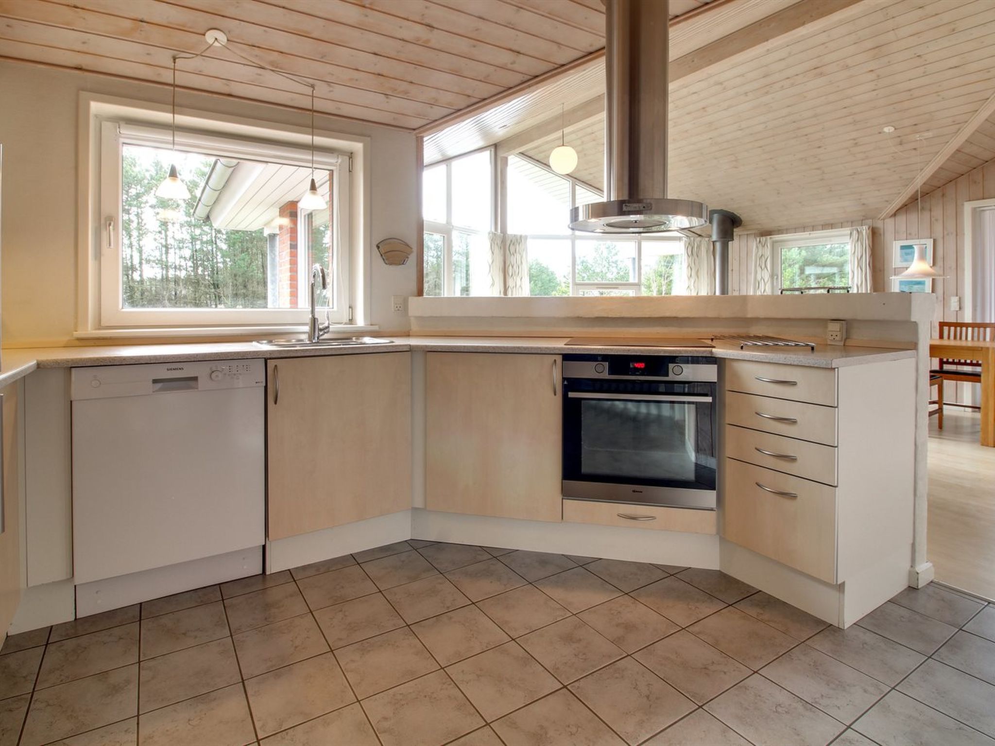 "Taisto" - 1.8km from the sea - Drinnen
