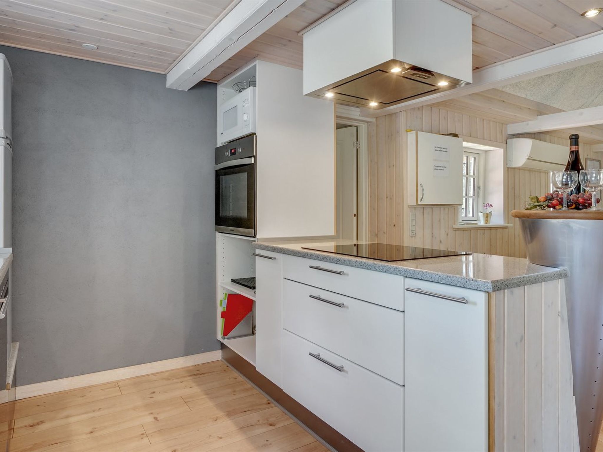"Gudmund" - 3.9km from the sea - Binnen