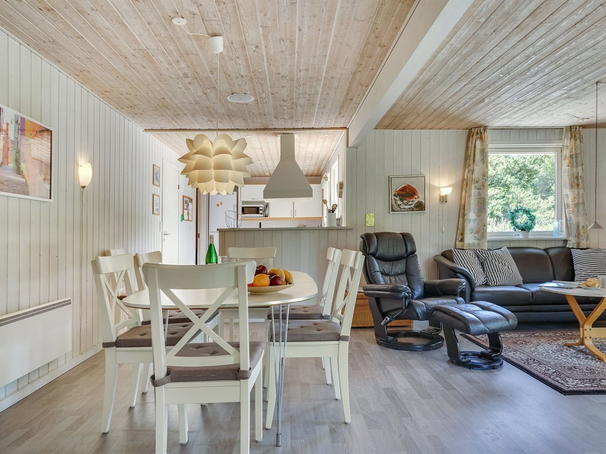 "Reidar" - 1km from the sea - Binnen