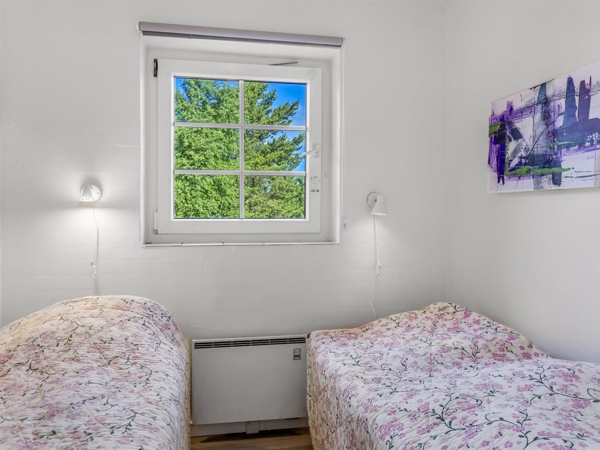 "Artan" - 2.6km from the sea-Inside