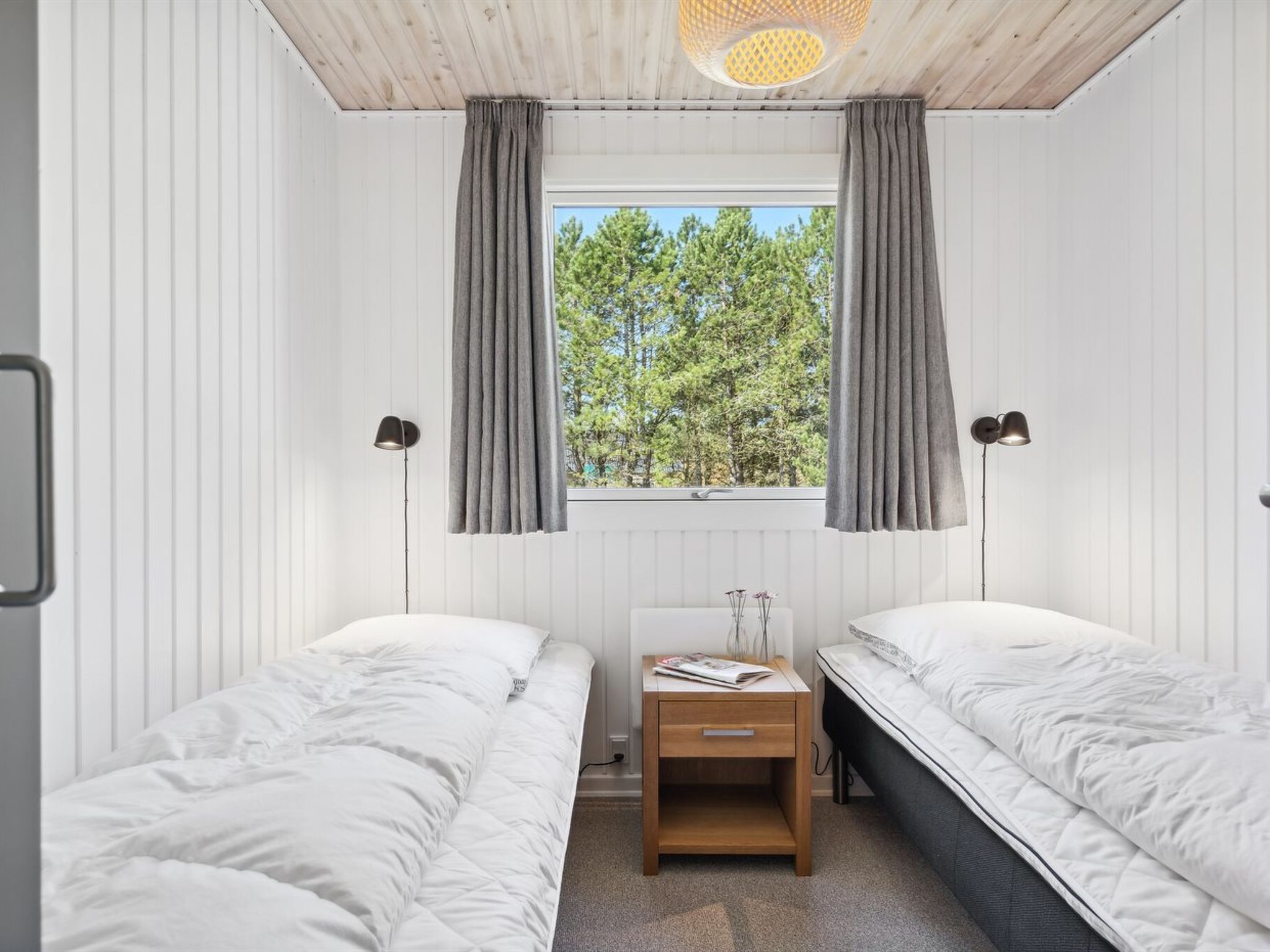 "Sigrun" - 4km from the sea - Binnen