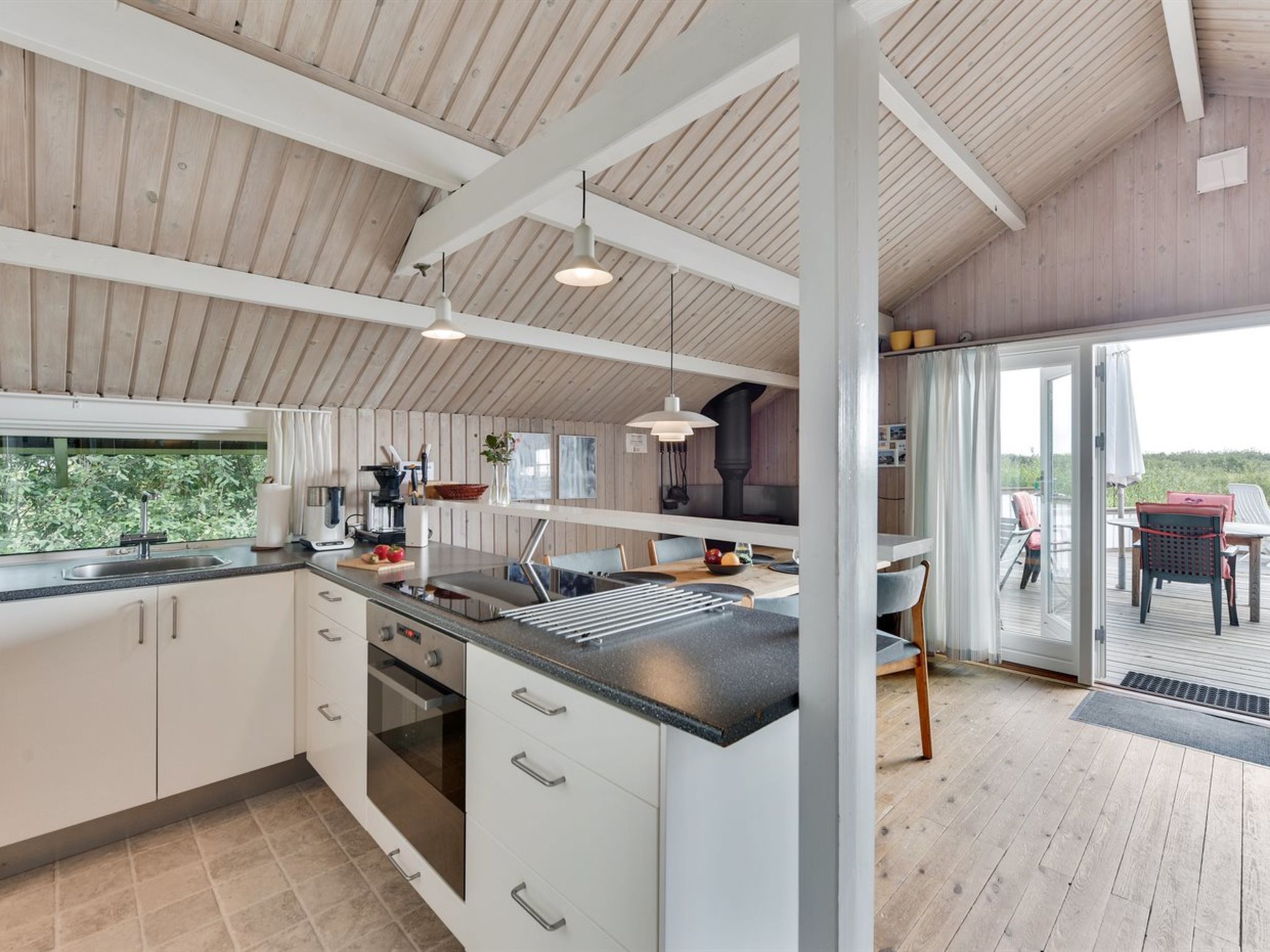 "Kylli" - 600m from the sea - Inside