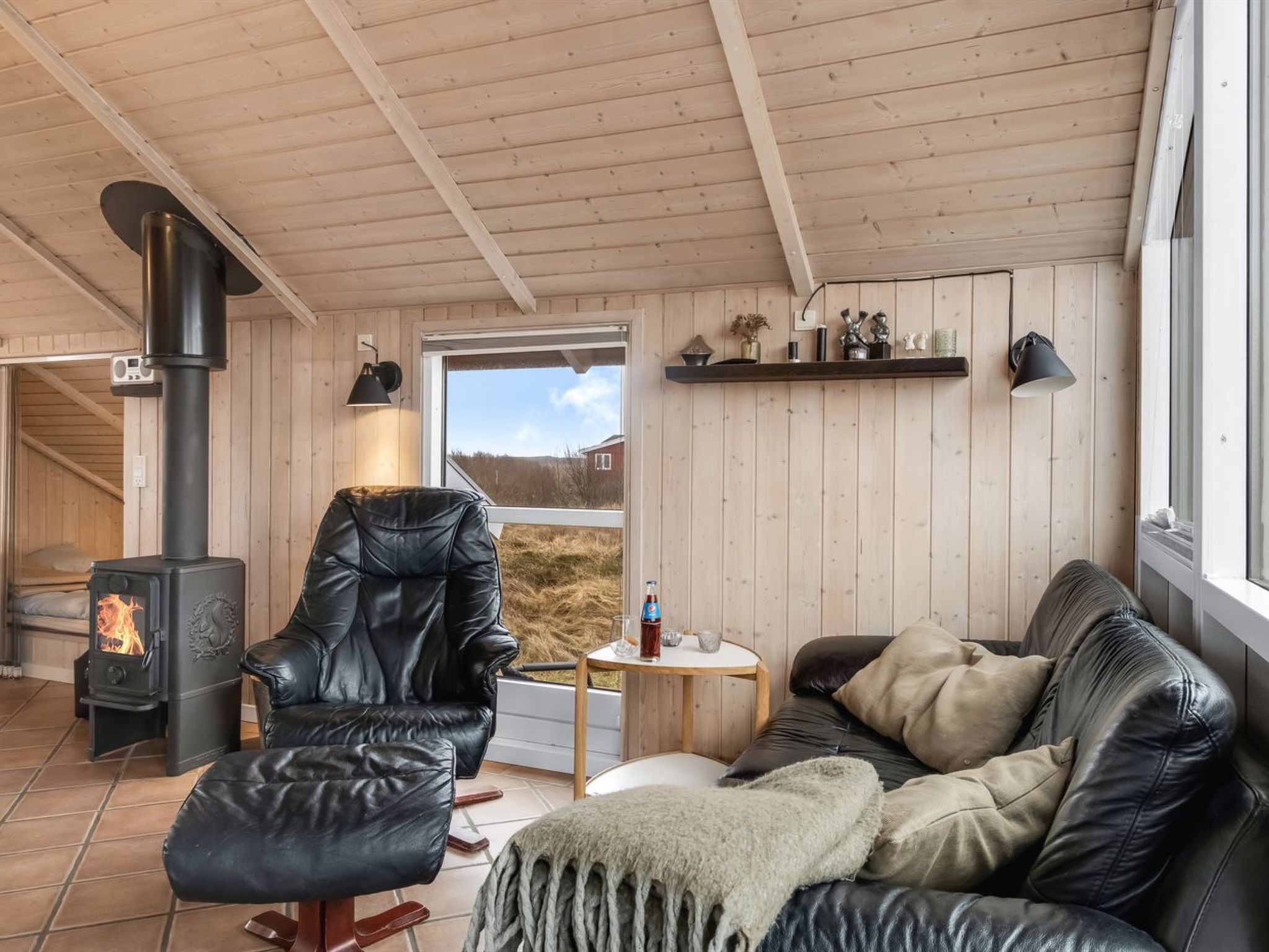 "Neia" - 640m from the sea - Binnen