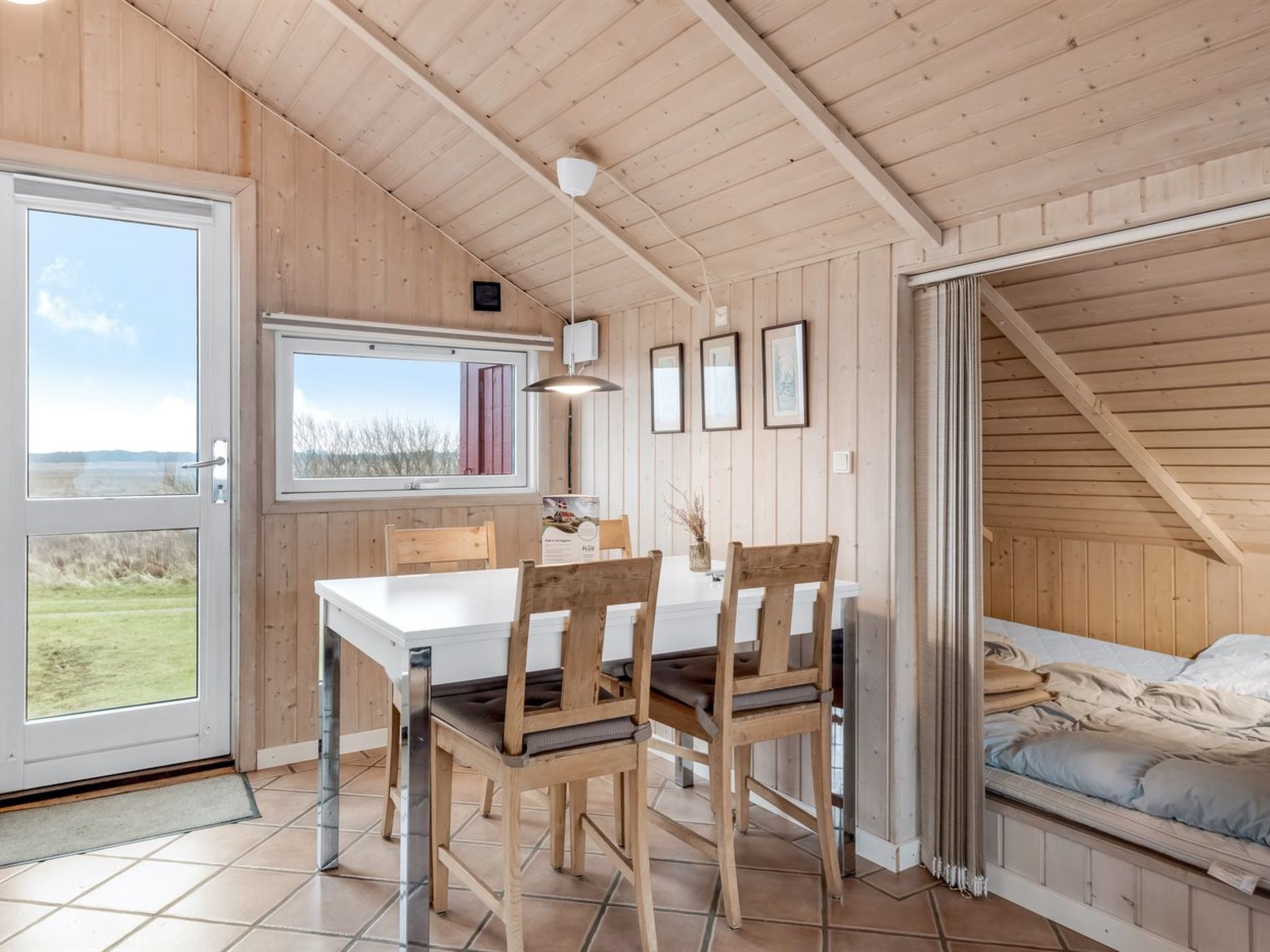 "Neia" - 640m from the sea - Binnen