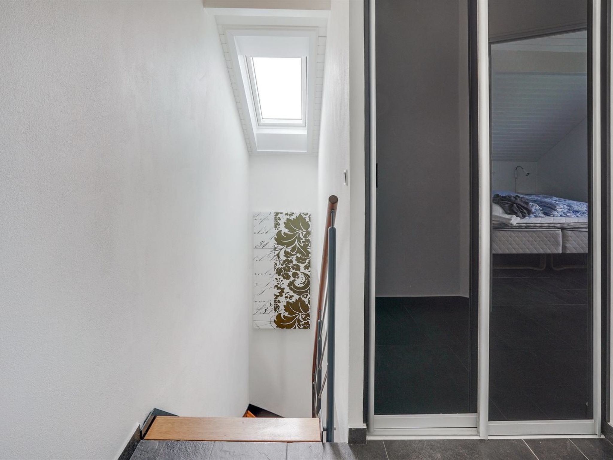 "Hugo" - 2.5km from the sea - Inside