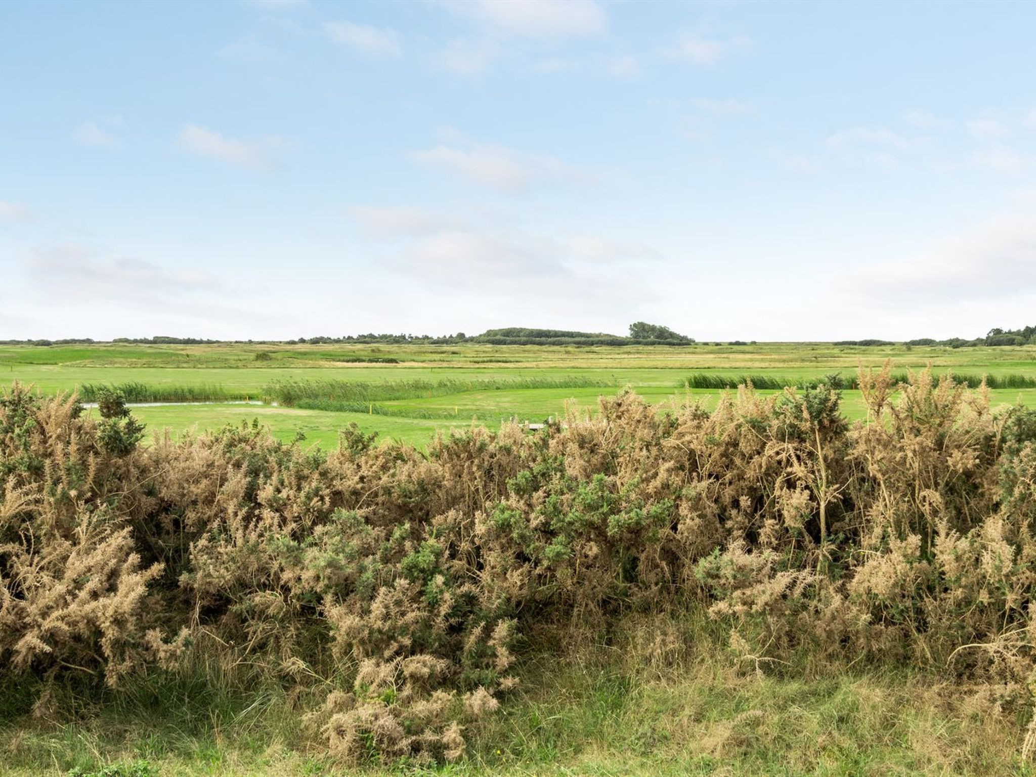 "Hugo" - 2.5km from the sea - Outside