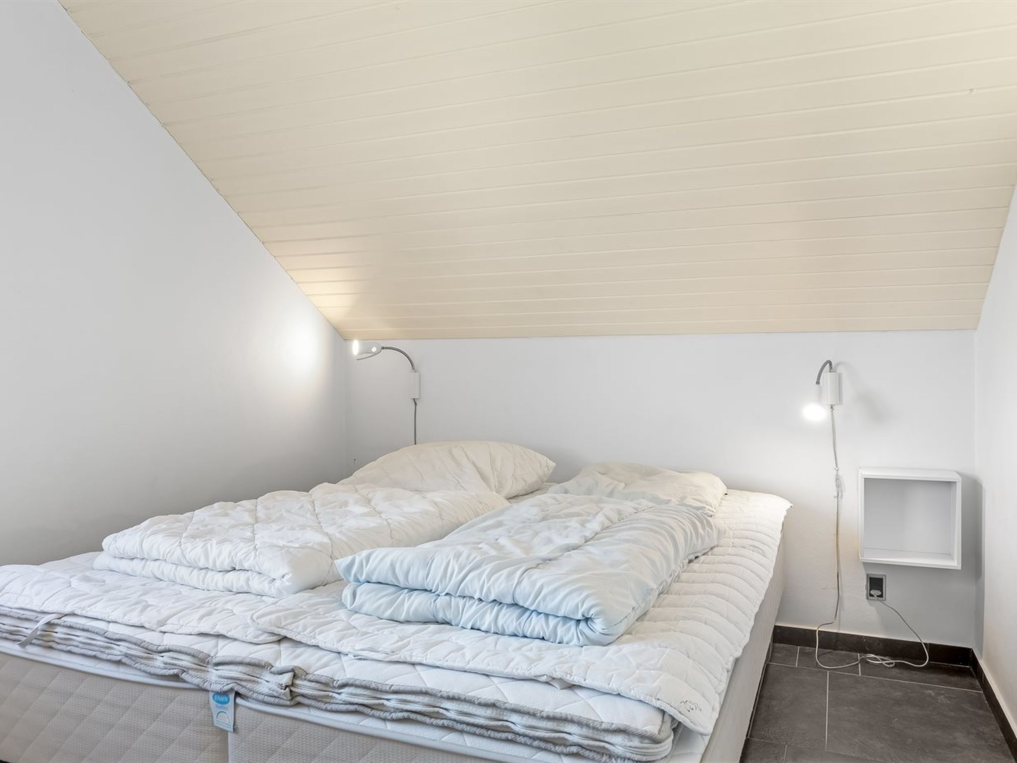 "Hugo" - 2.5km from the sea - Inside