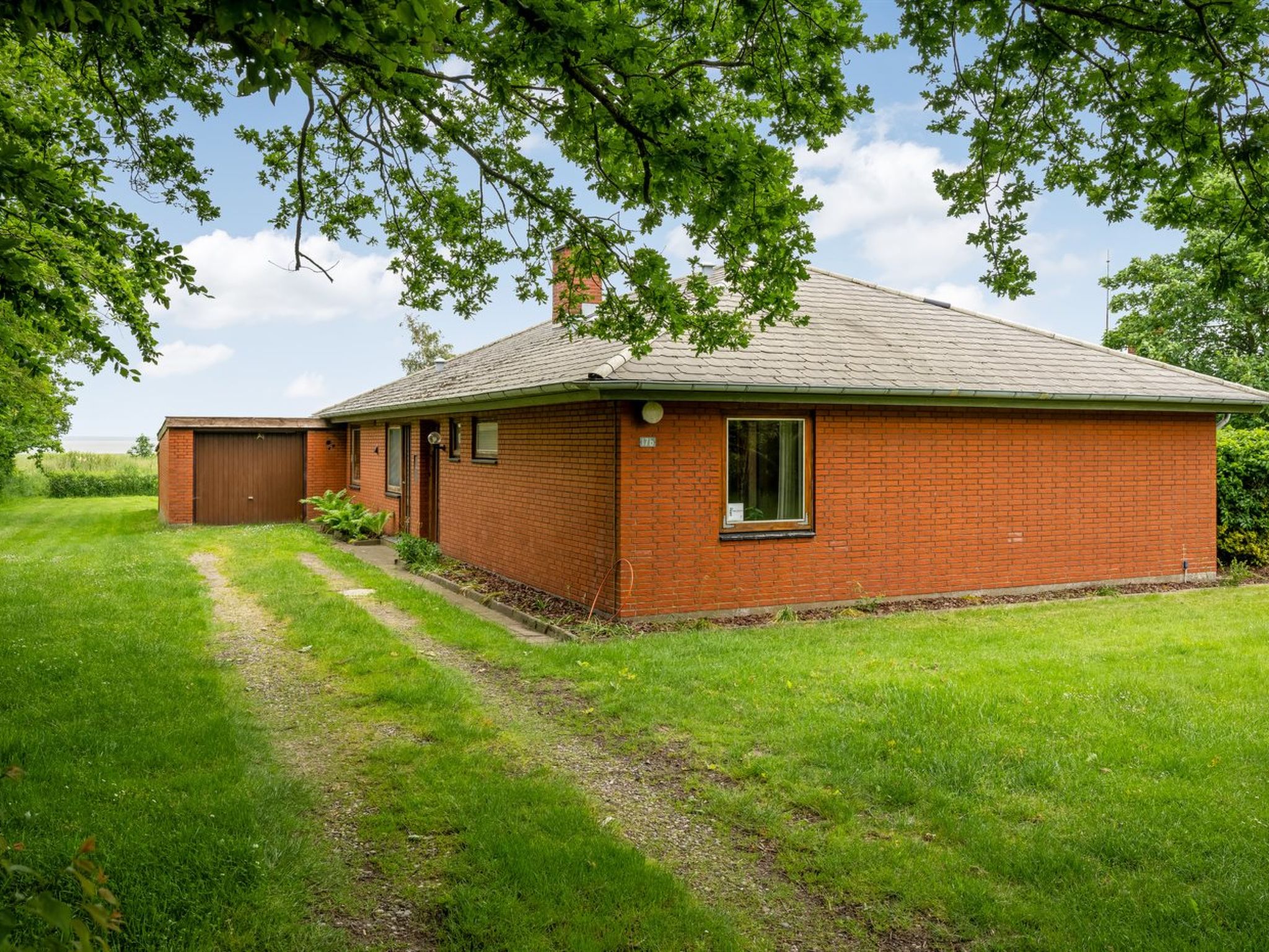 "Jalmari" - 3.5km from the sea - Buiten