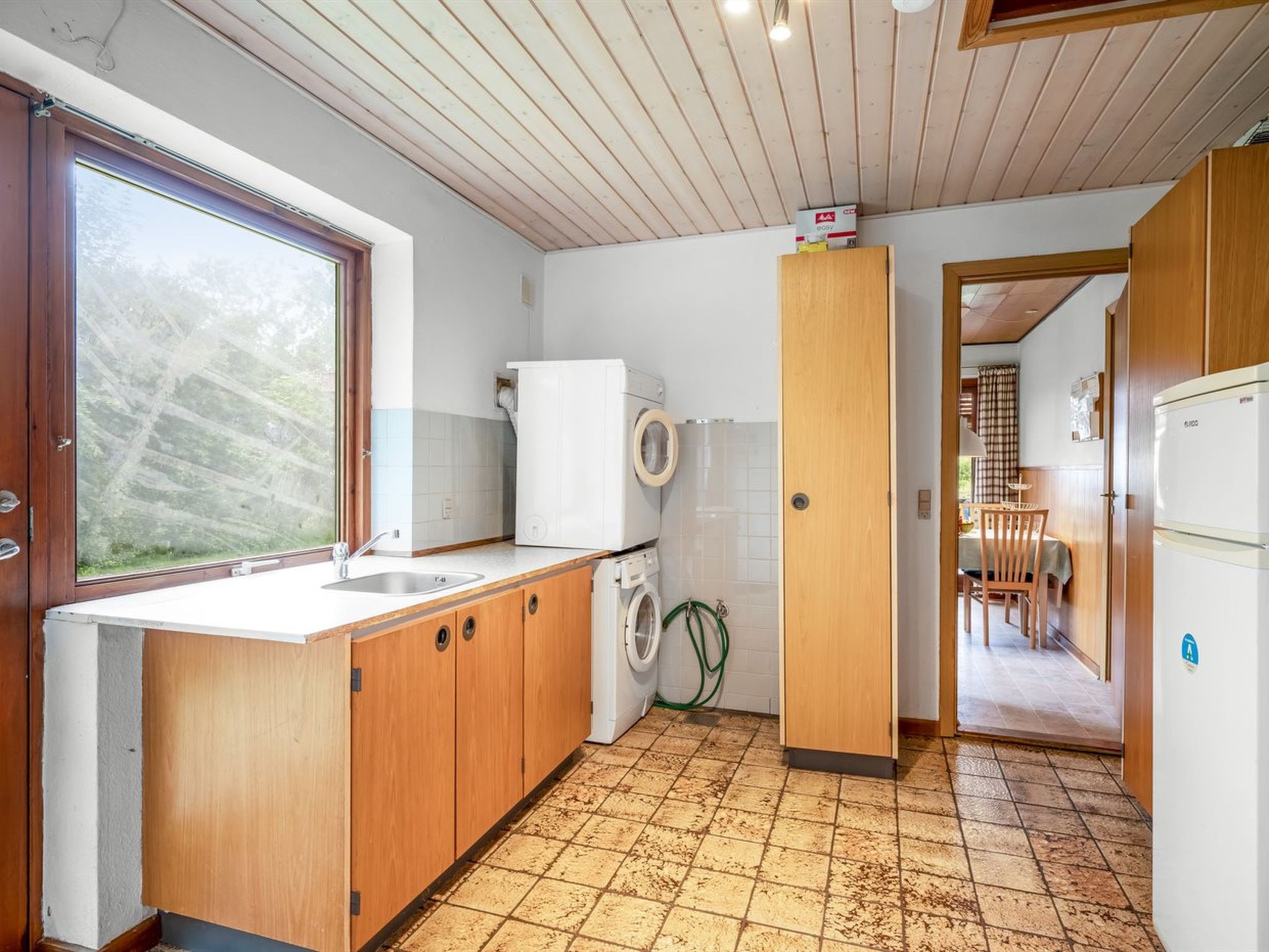 "Jalmari" - 3.5km from the sea - Binnen