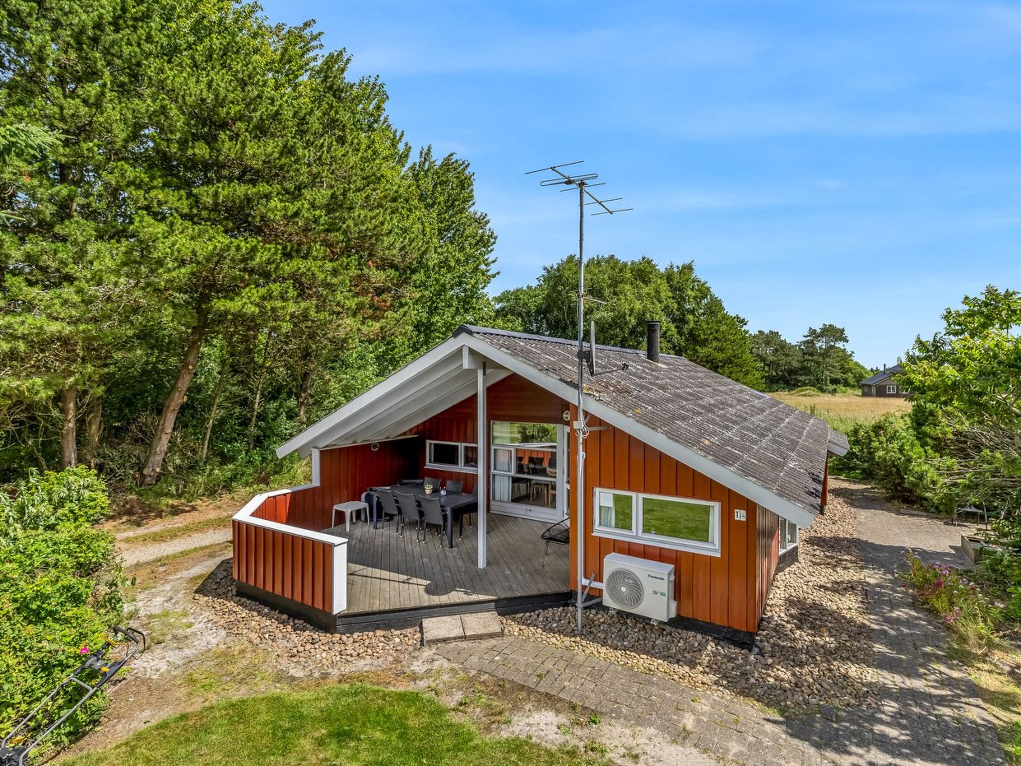 "Vivan" - 3.8km from the sea