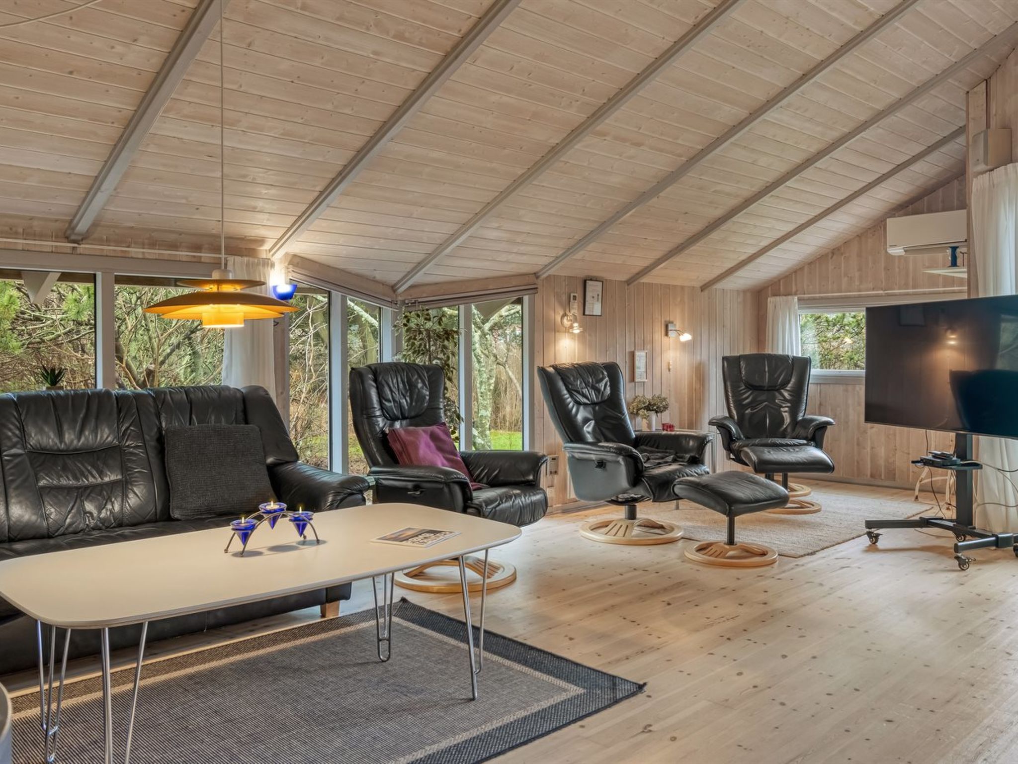 "Vivan" - 3.8km from the sea - Binnen
