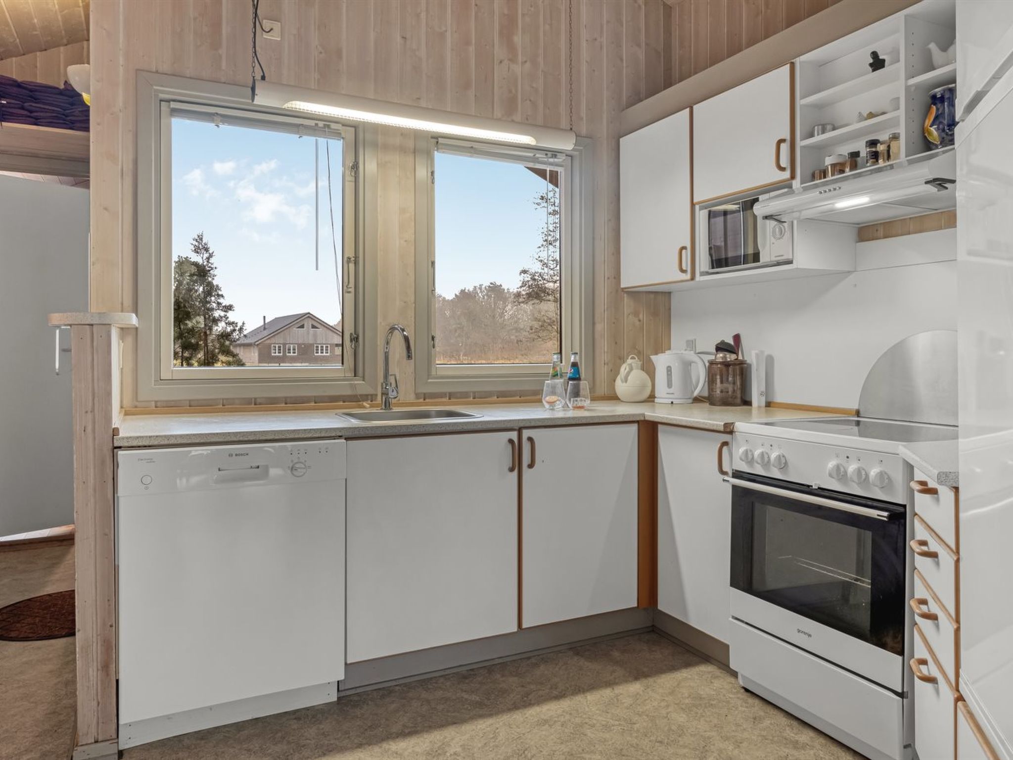 "Vivan" - 3.8km from the sea - Binnen
