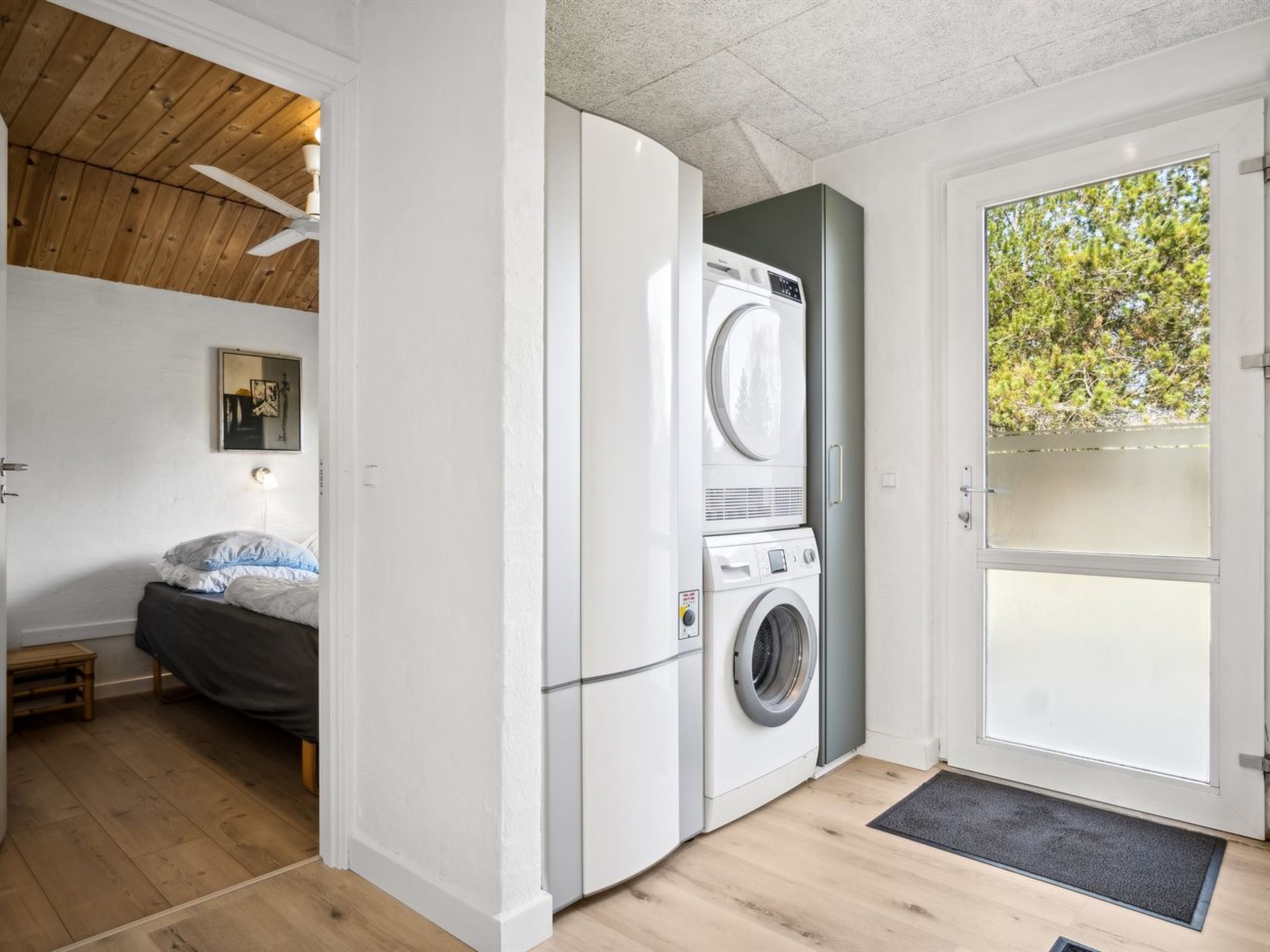 "Botulf" - 3.8km from the sea-Binnen