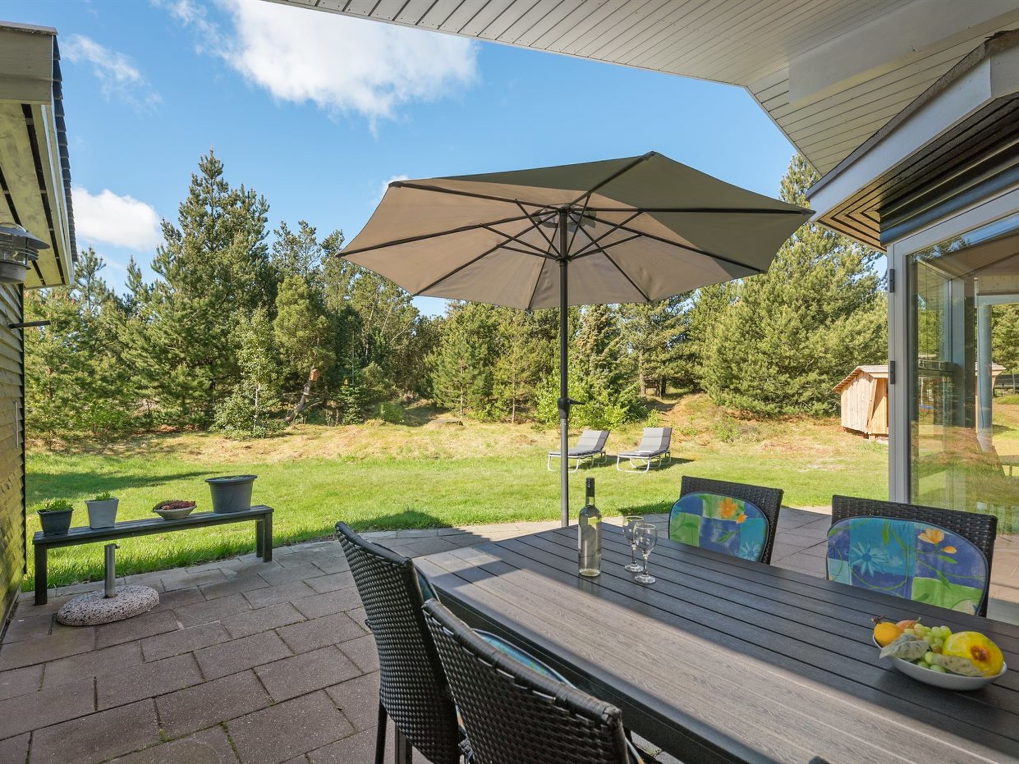 "Bogatin" - 1km from the sea-Buiten