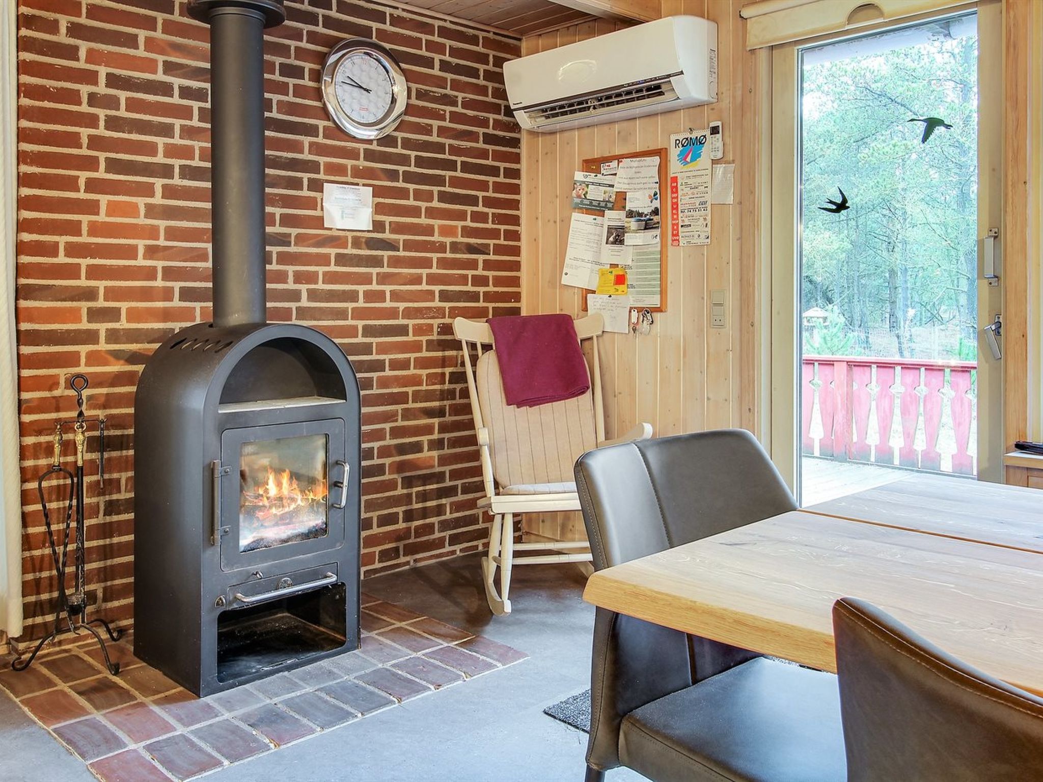 "Nandolf" - 3.5km from the sea - Binnen