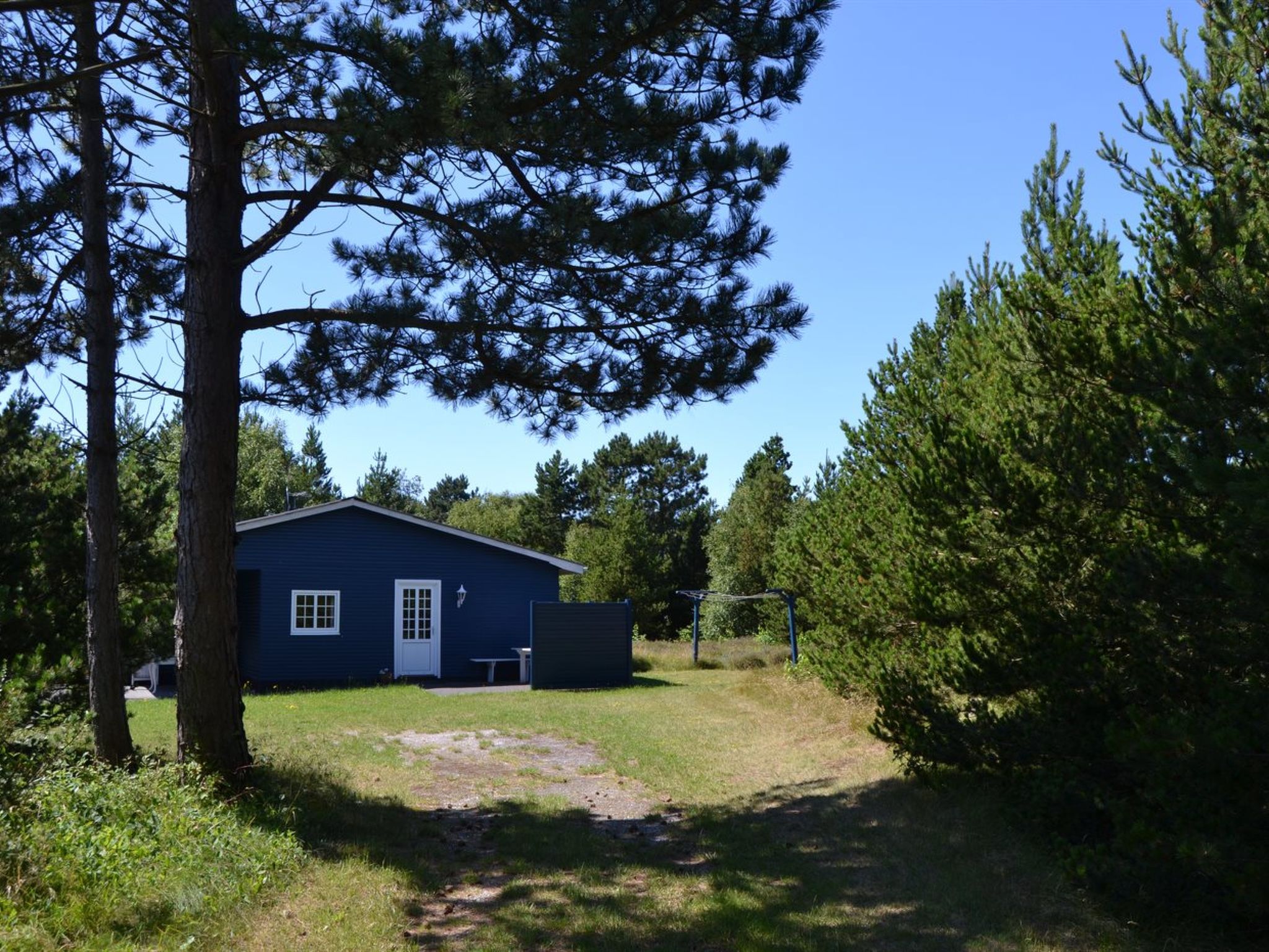 "Redward" - 1km from the sea