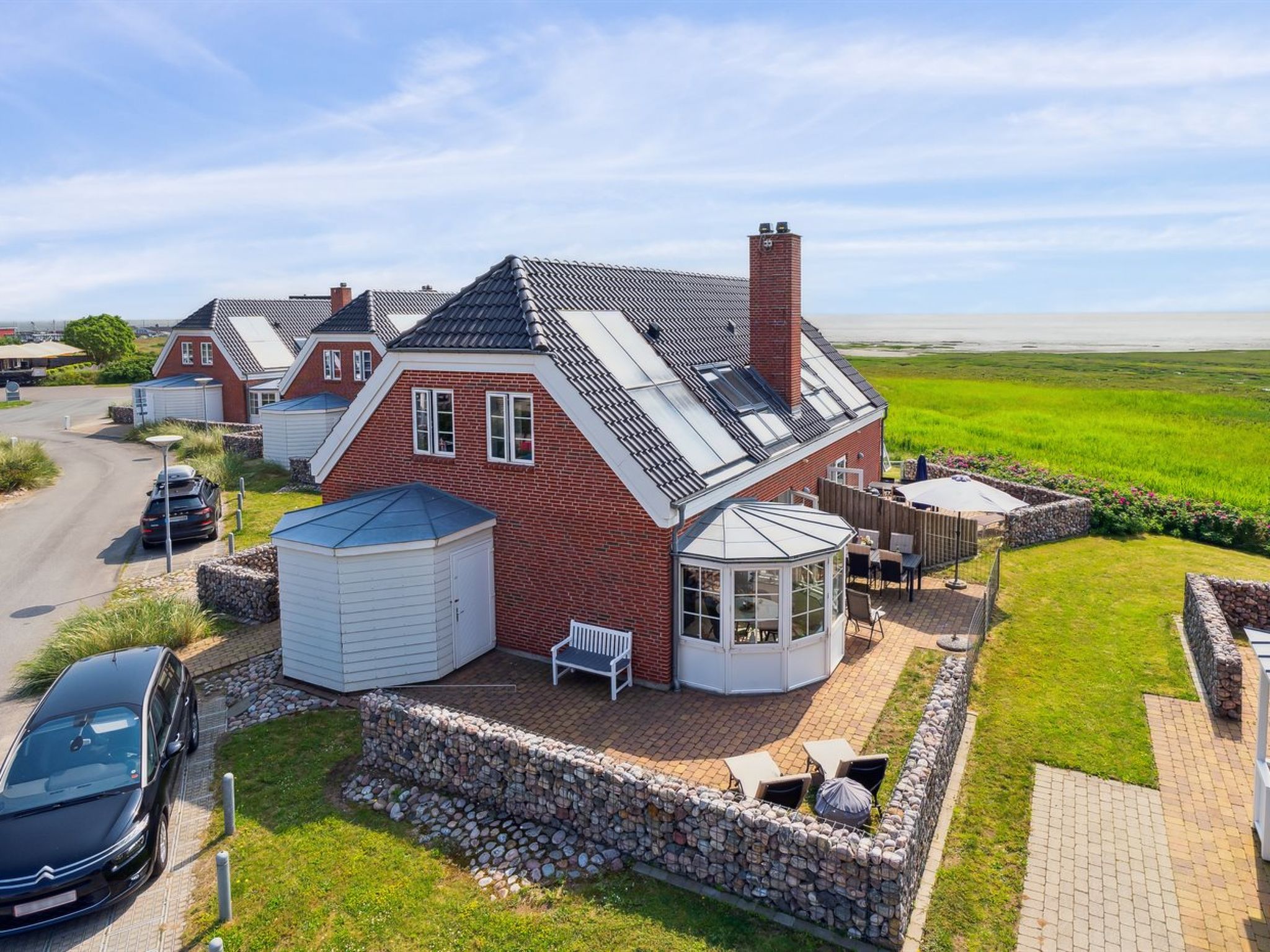 "Langsom" - 100m from the sea