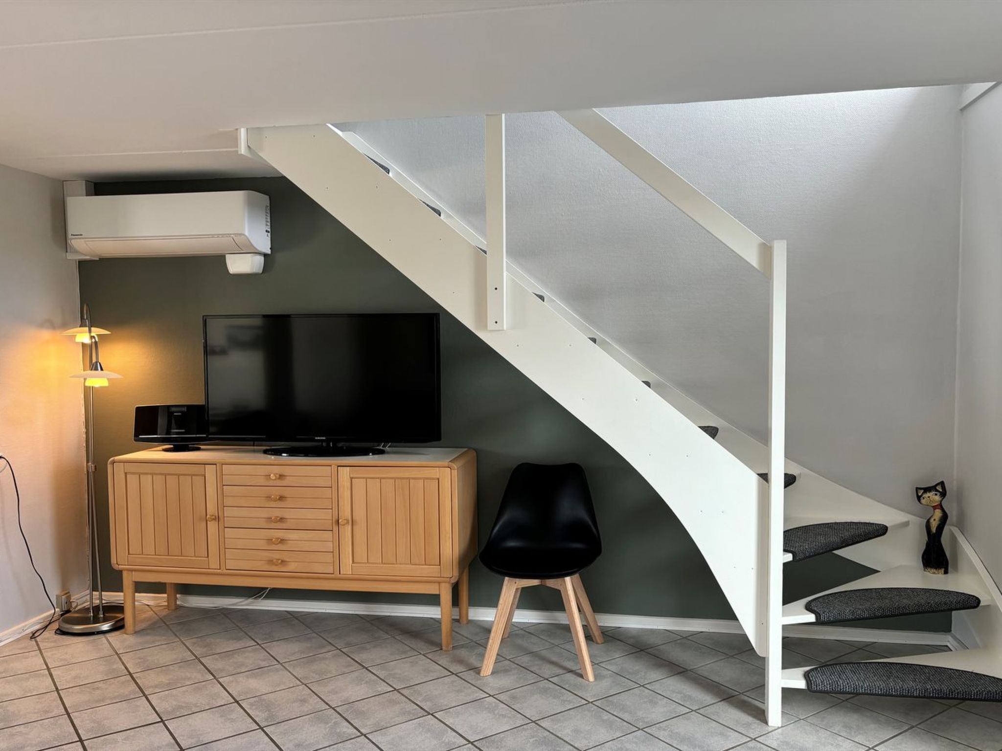 "Bosse" - 2.3km from the sea - Inside