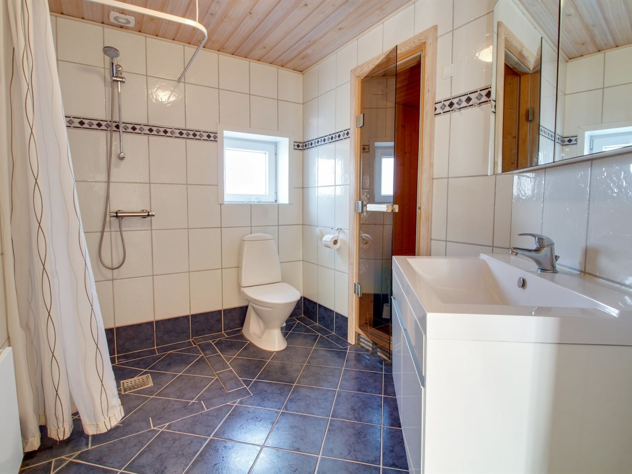 "Brigida" - 500m from the sea - Binnen