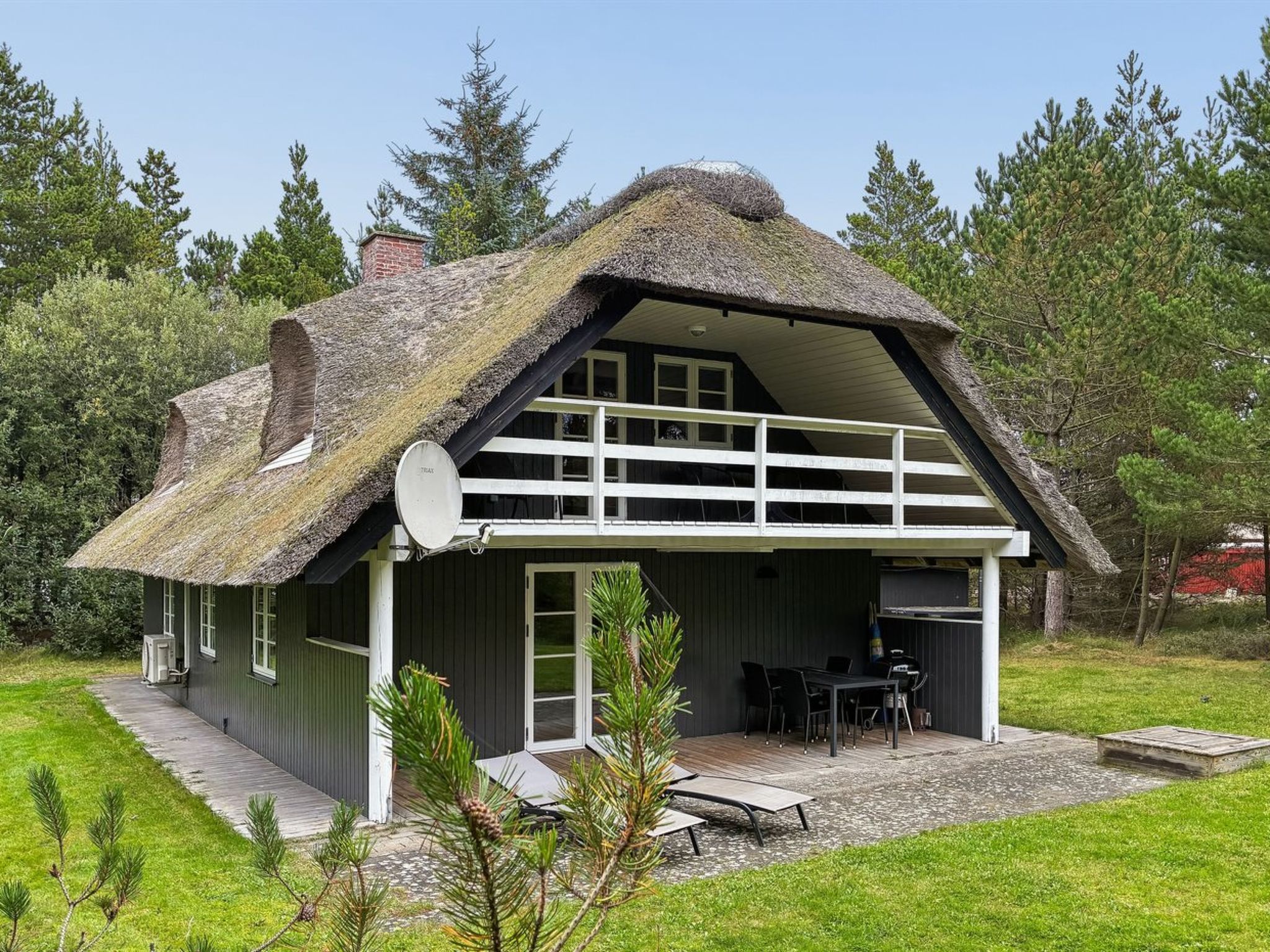 "Volmar" - 3.5km from the sea - Outside