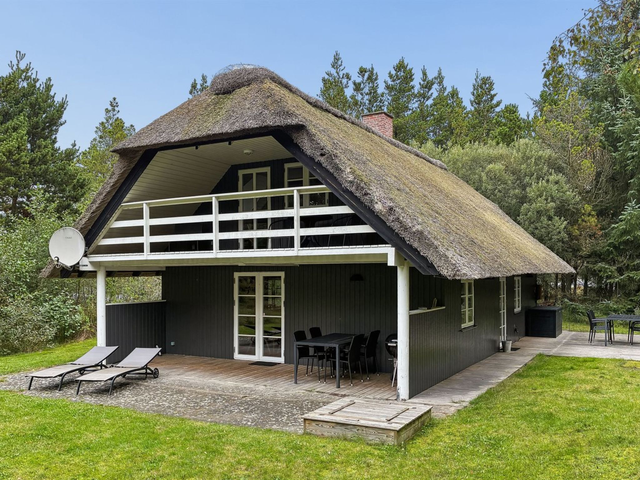 "Volmar" - 3.5km from the sea - Outside