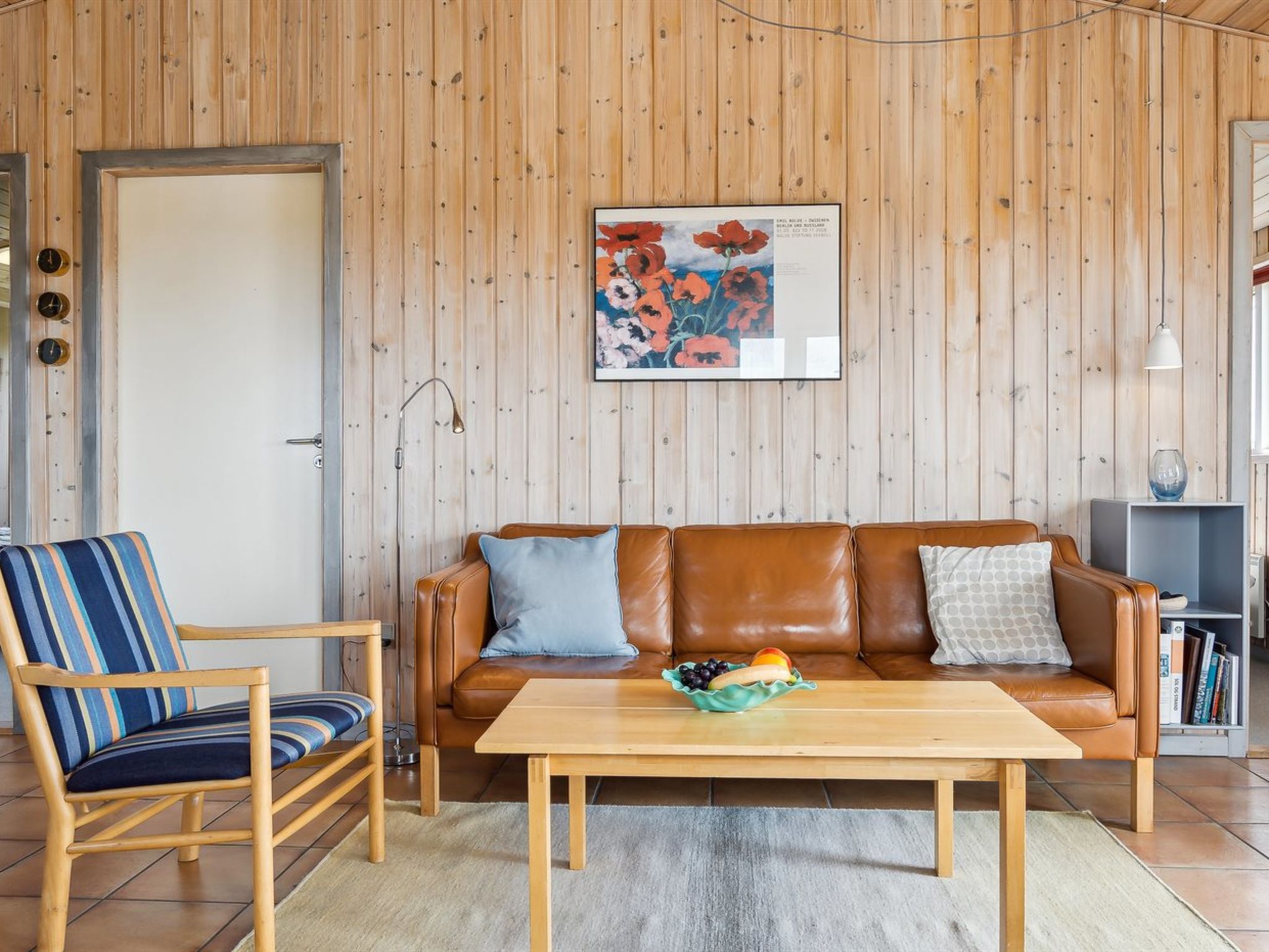 "Fiona" - 800m from the sea — Living Room (3 of 16)