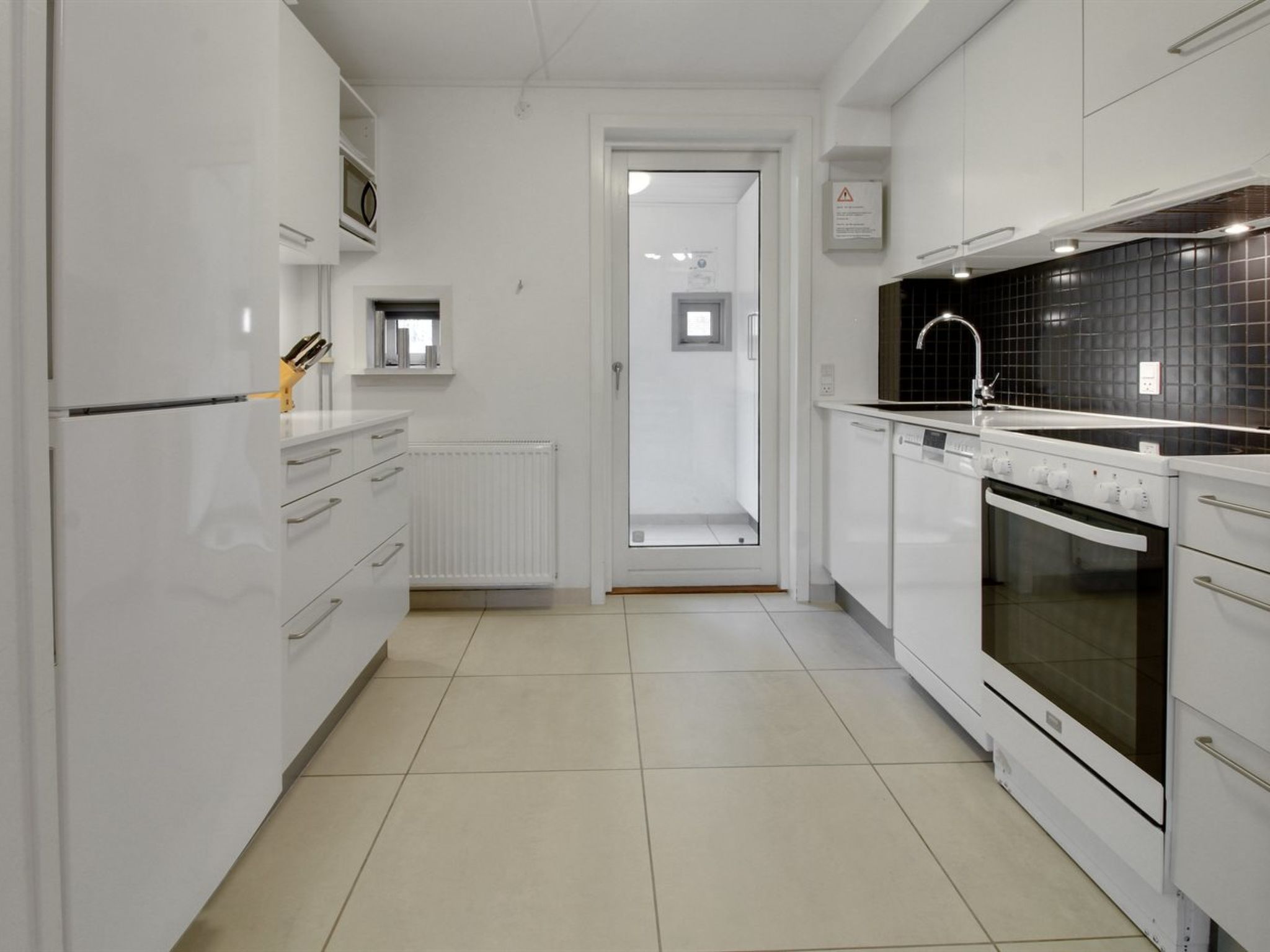 "Ennike" - 2.3km from the sea - Inside