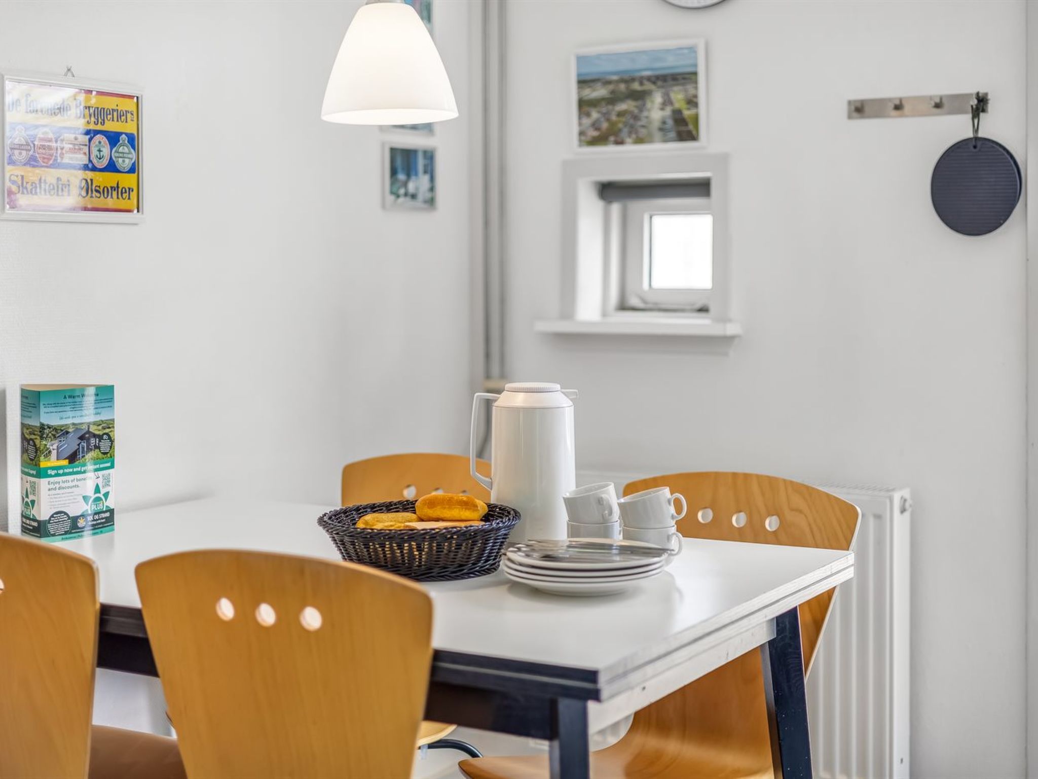 "Edly" - 2.3km from the sea - Inside