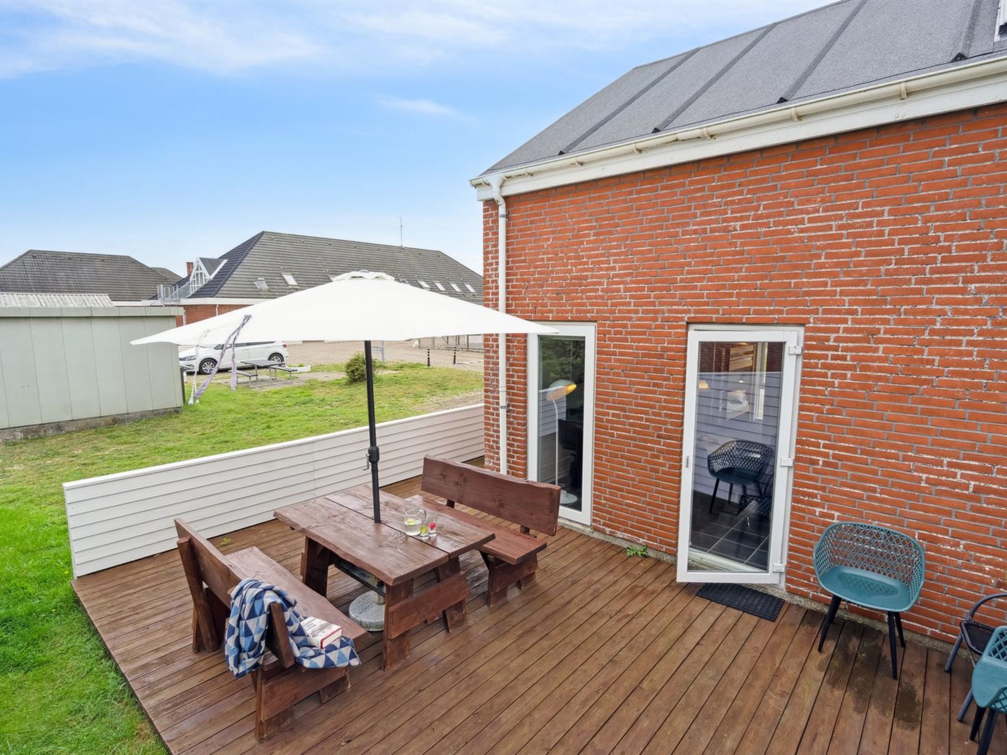 "Edly" - 2.3km from the sea — Terrace (3 of 31)