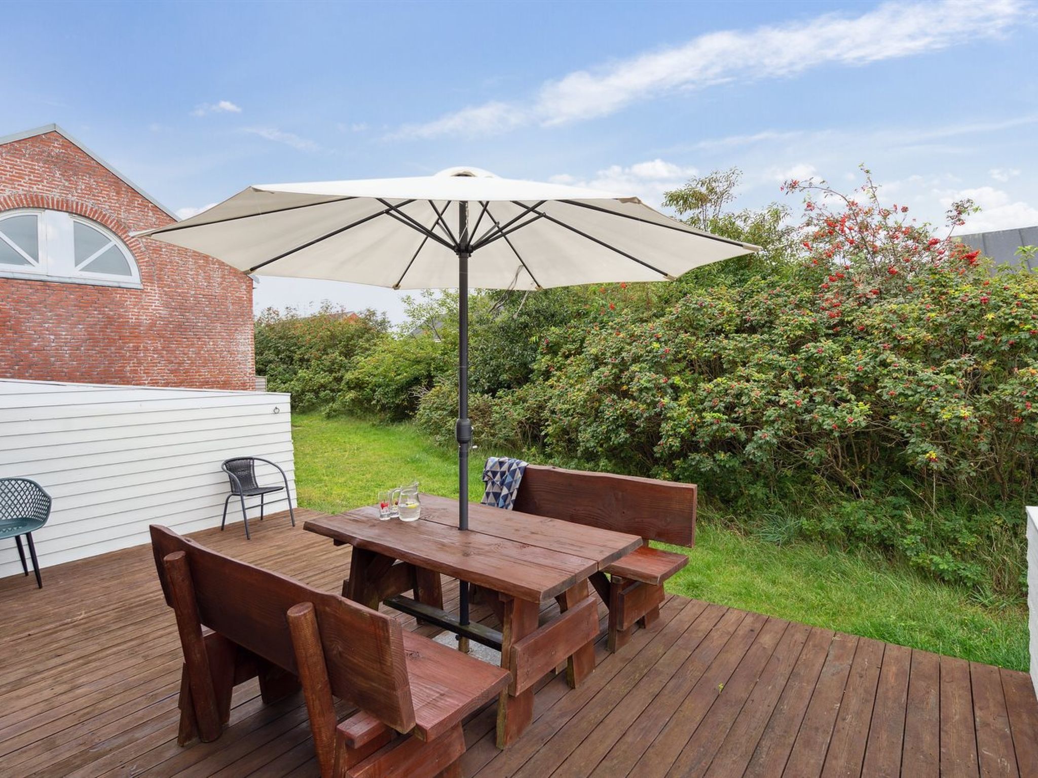 "Edly" - 2.3km from the sea — Terrace (5 of 31)