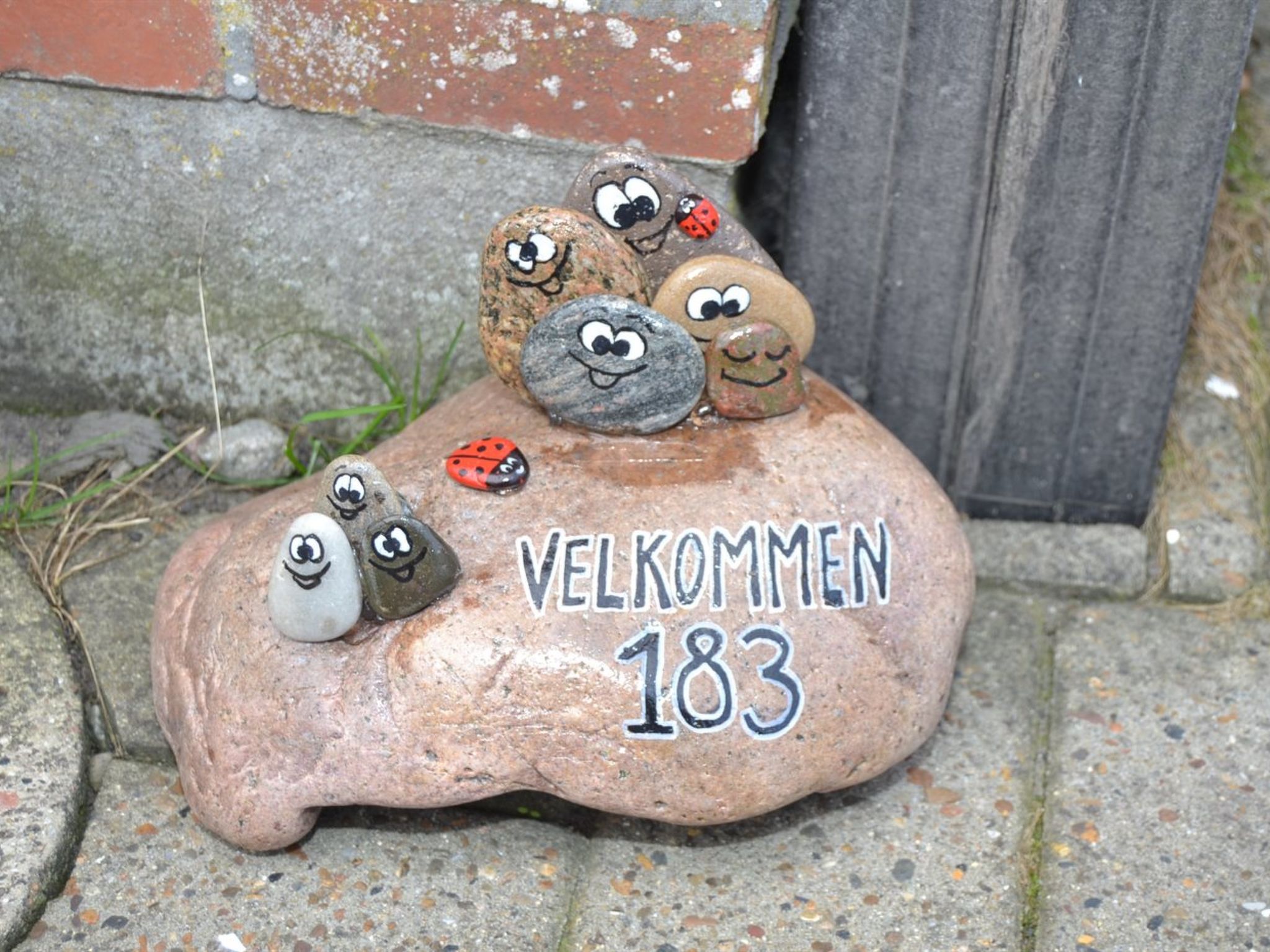 "Terje" - 2.3km from the sea - Inside
