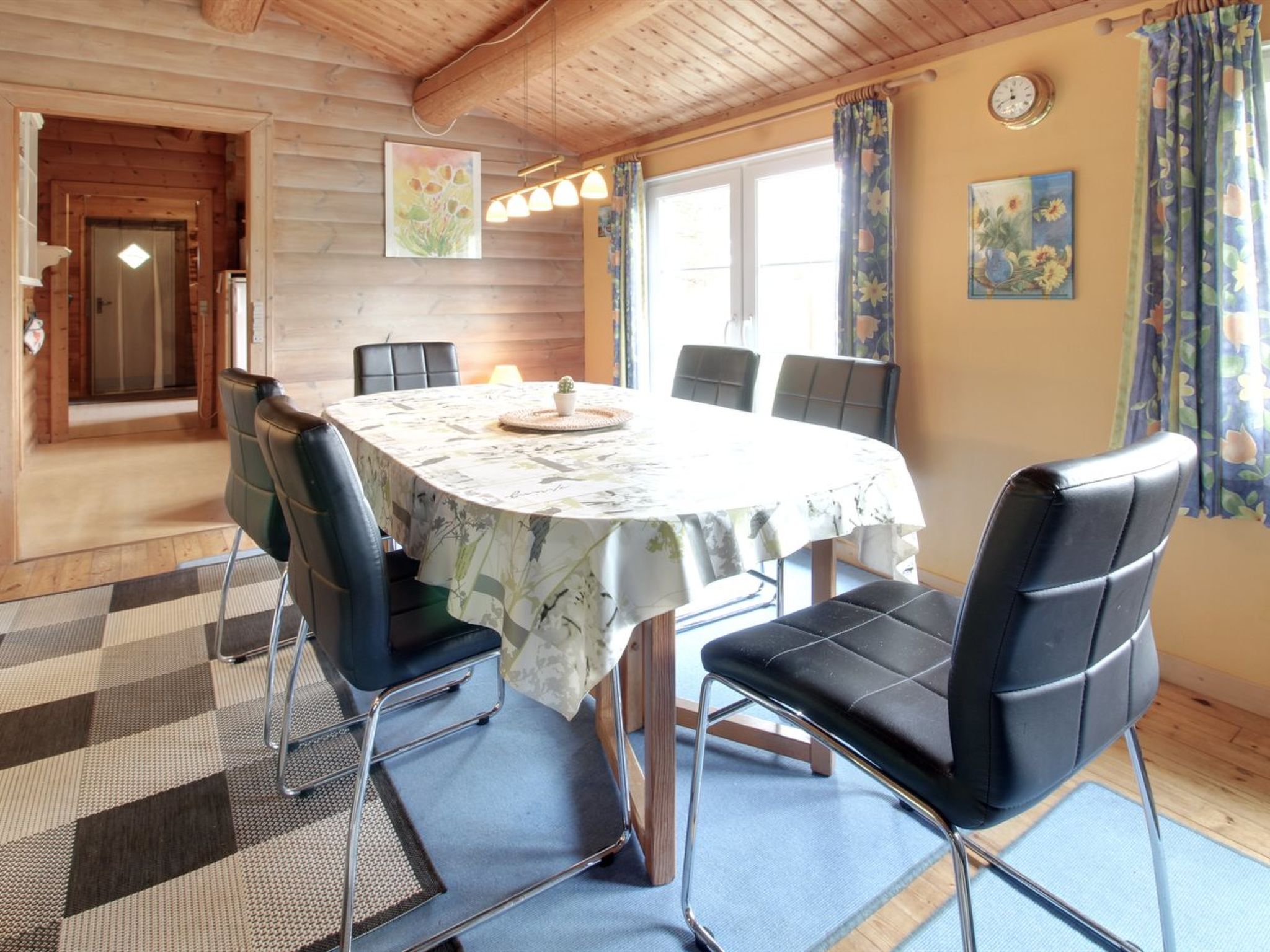 "Thorbergh" - 2km from the sea - Binnen