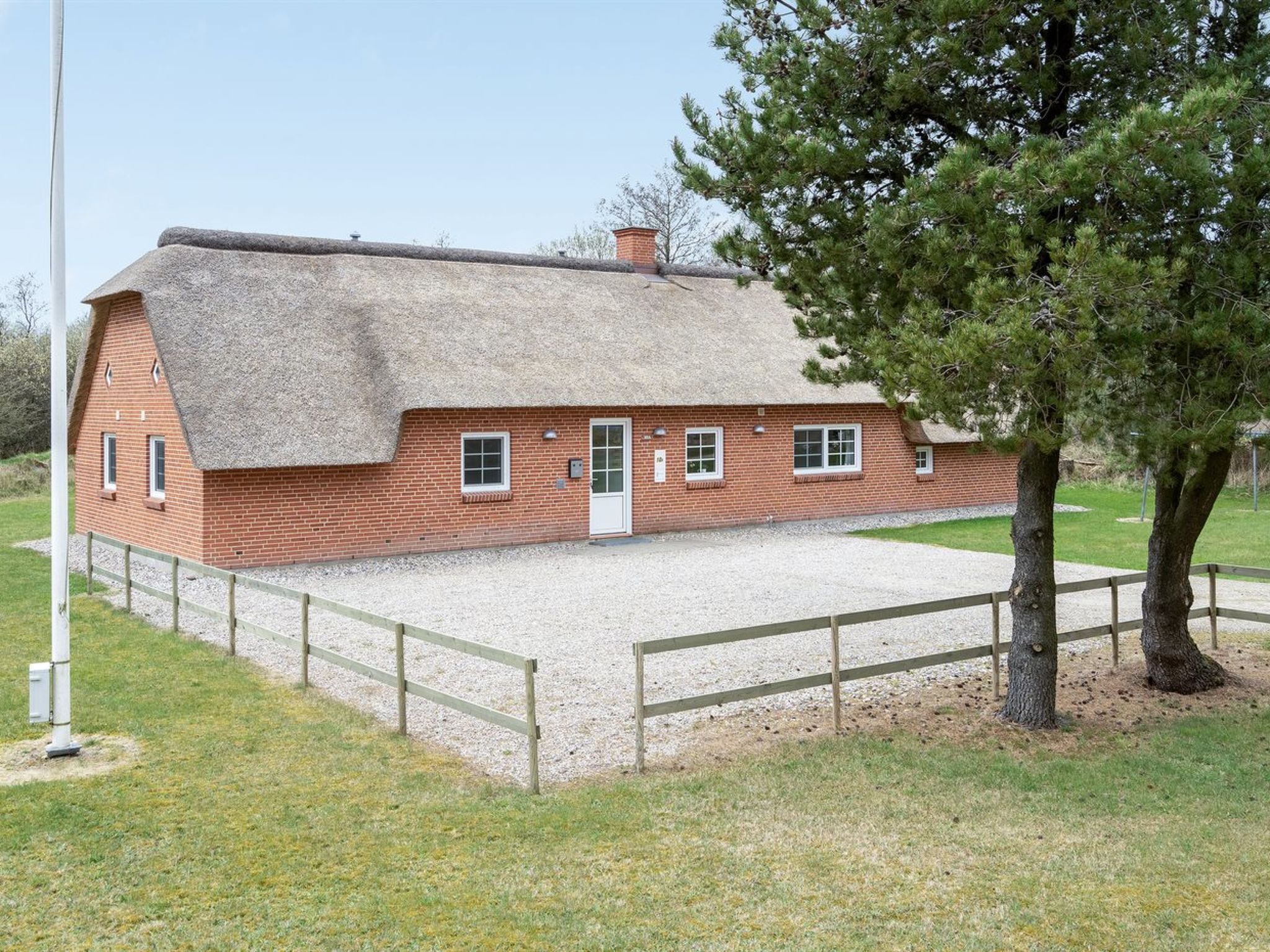 "Ferhat" - 2.9km from the sea - Buiten