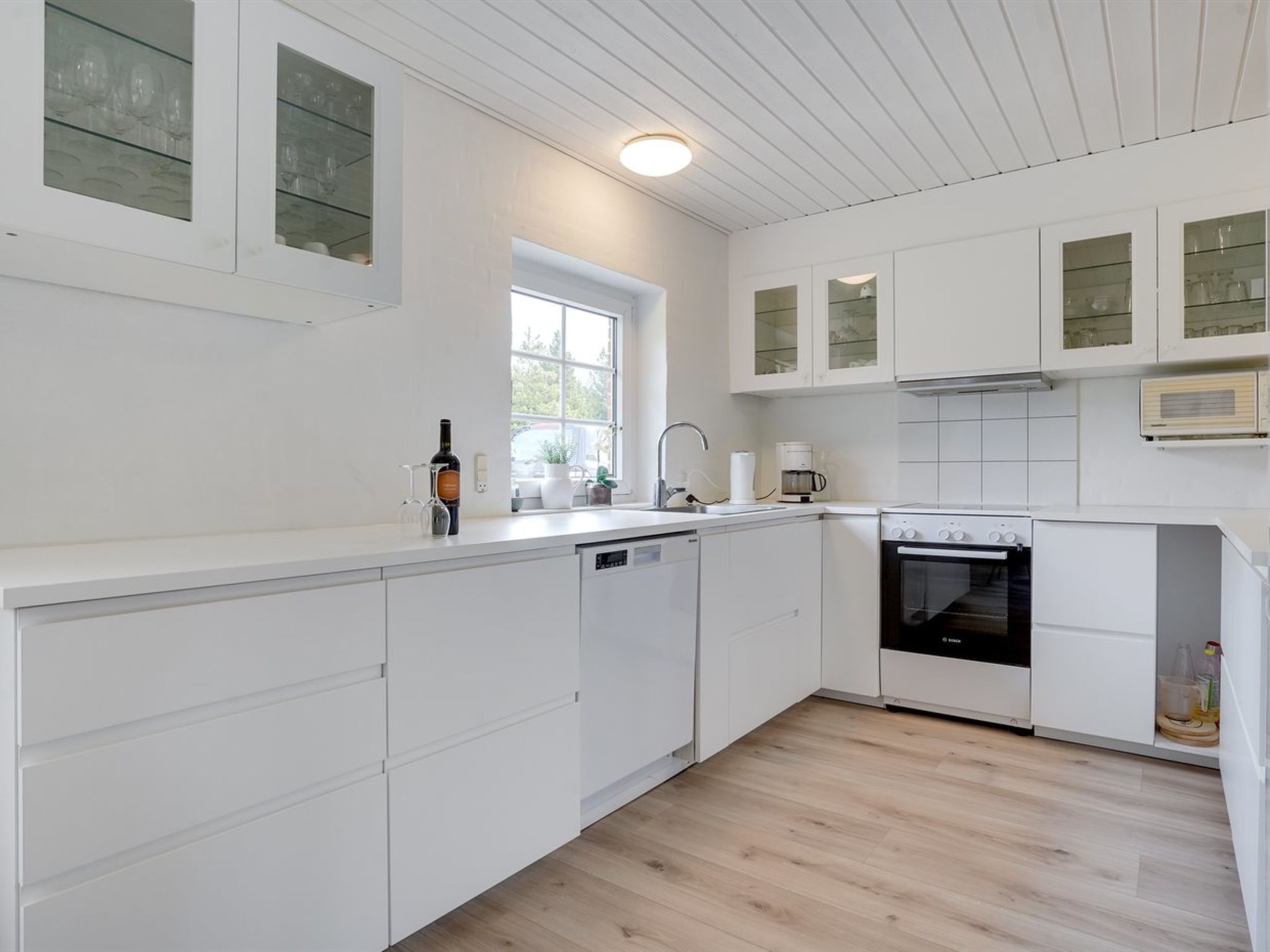 "Ferhat" - 2.9km from the sea - Binnen