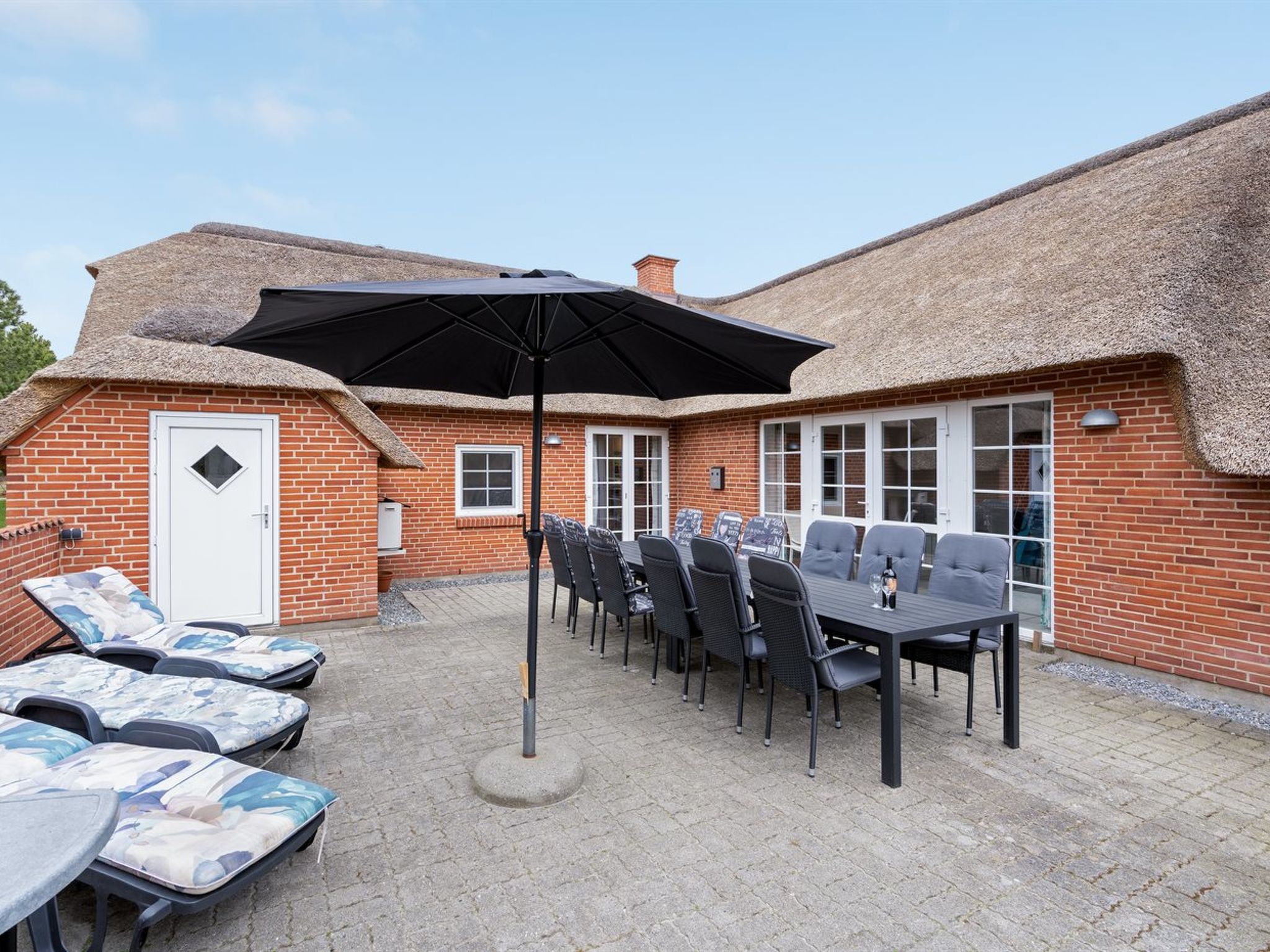 "Ferhat" - 2.9km from the sea - Buiten
