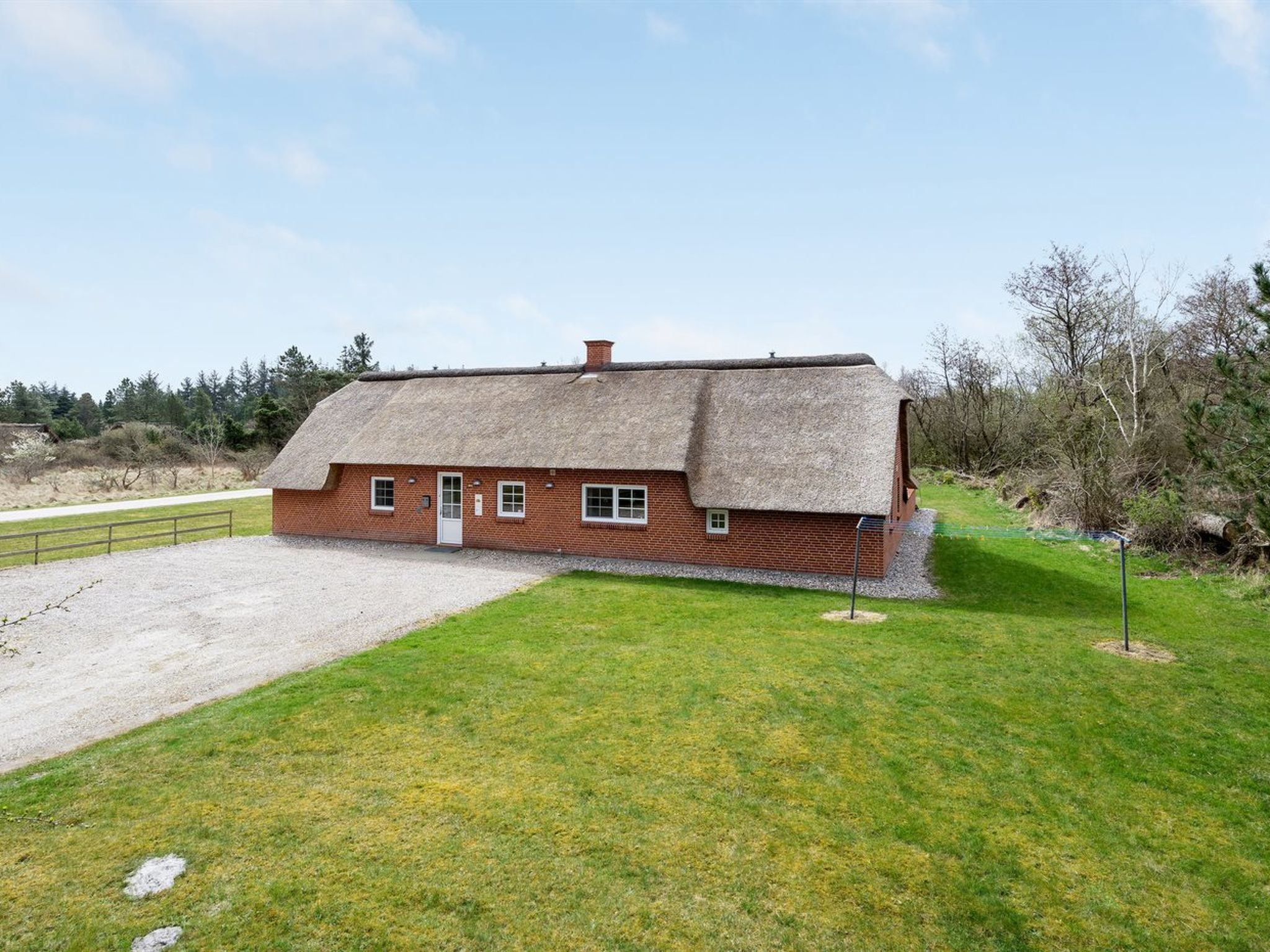 "Ferhat" - 2.9km from the sea - Buiten