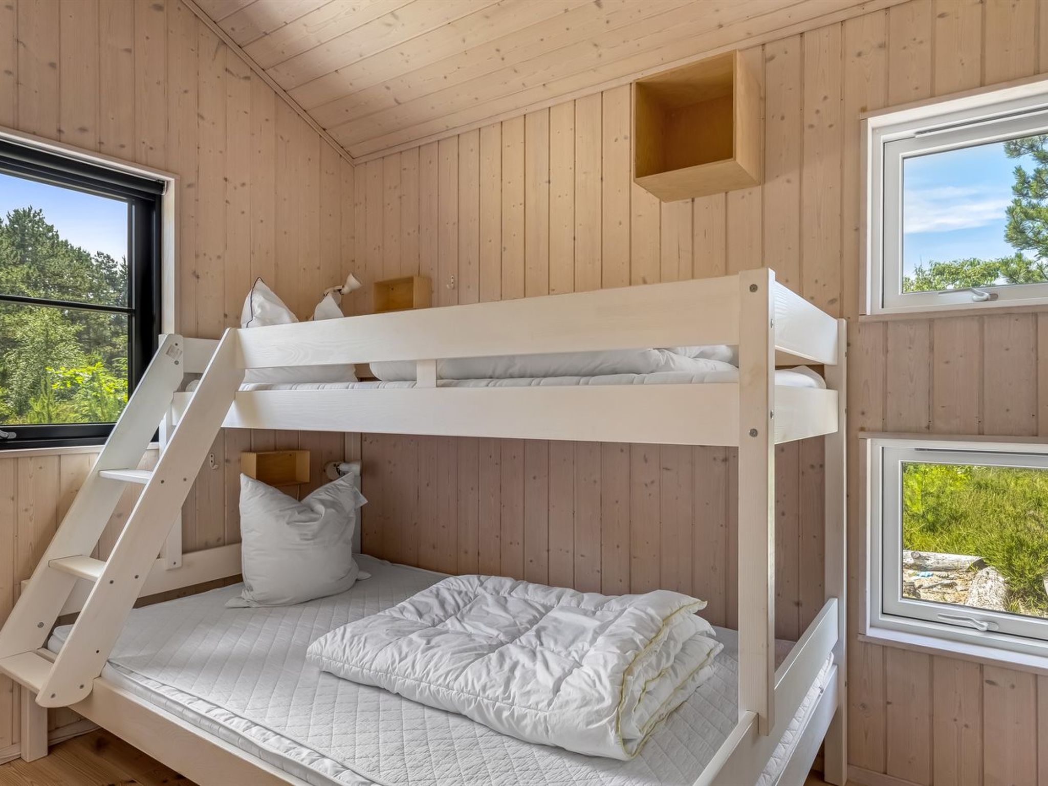 "Turkka" - 3.8km from the sea - Binnen