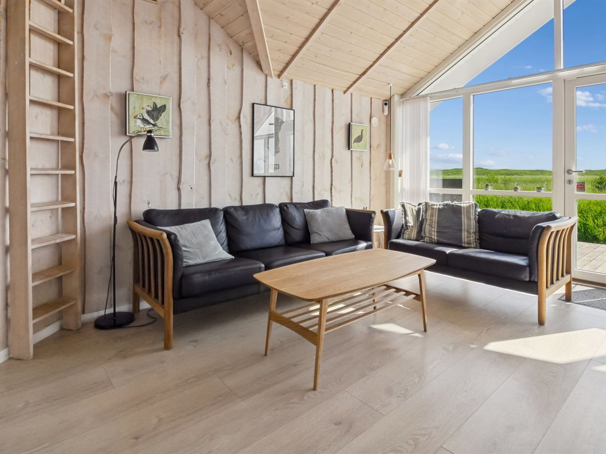 "Jonna" - 700m from the sea - Binnen